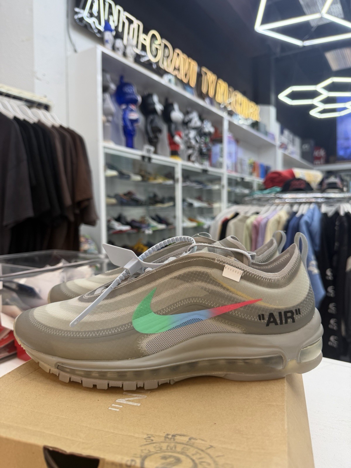 Off-White × Nike Air Max 97 Grey AJ4585-101 Men’s 9.5 NEW