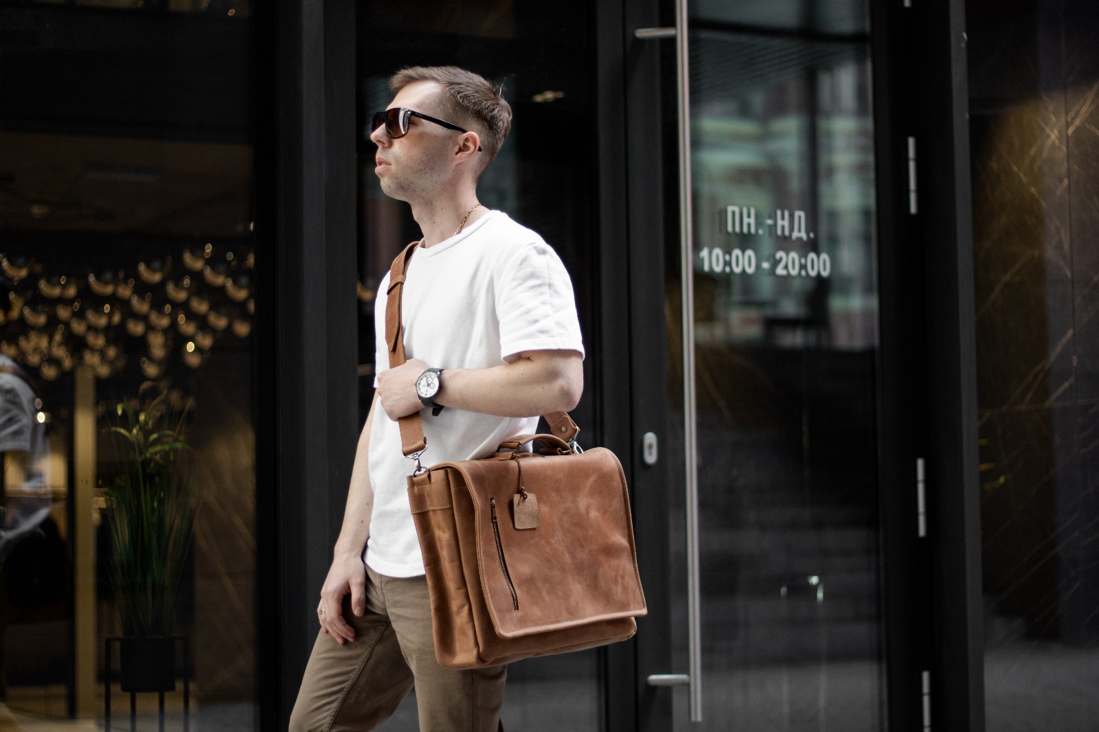 Leather laptop briefcase messenger bag for men