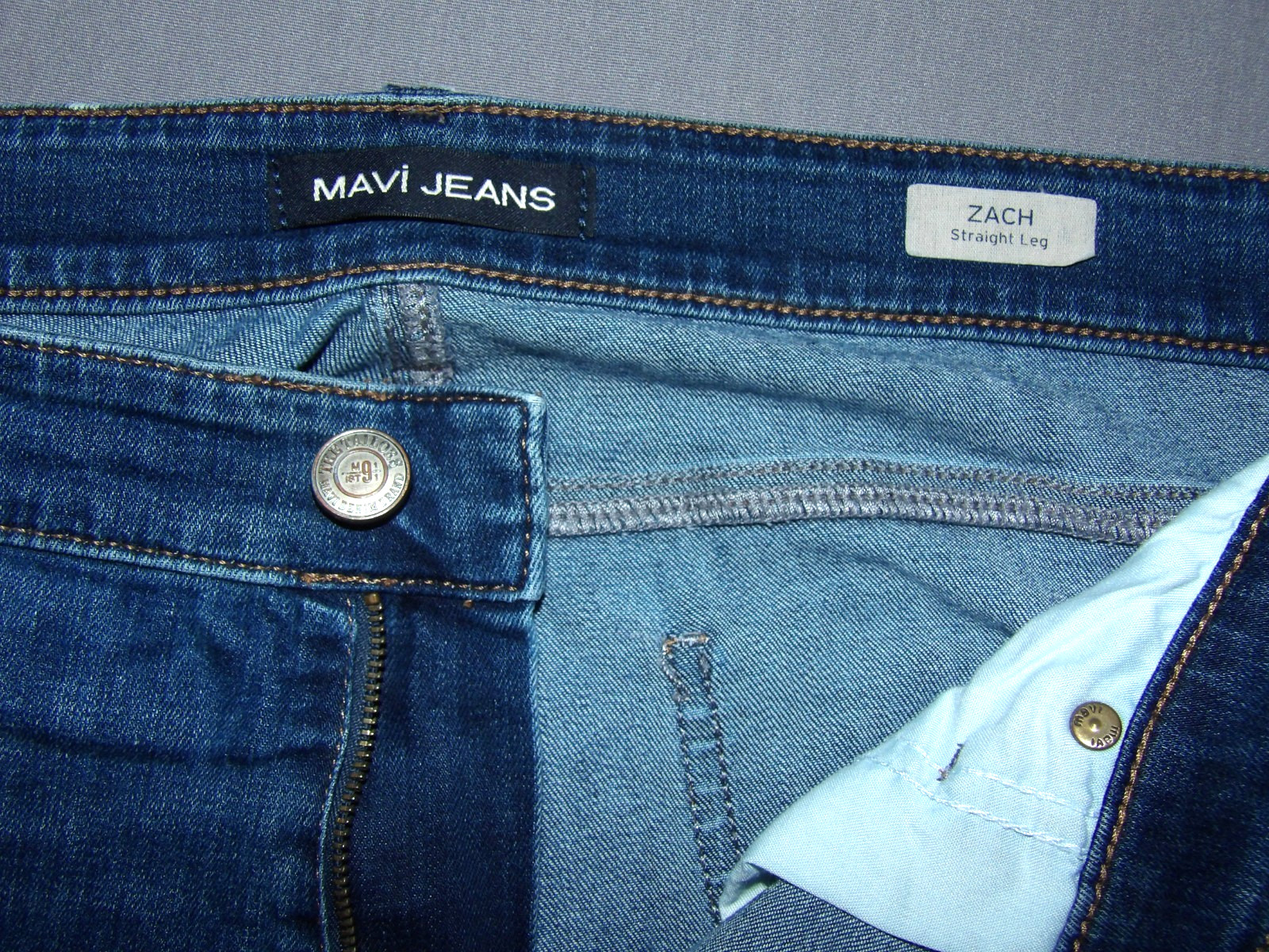 MAVI Medium Wash Stretch ZACH Straight Leg Denim Jeans Men’s 38 X 30