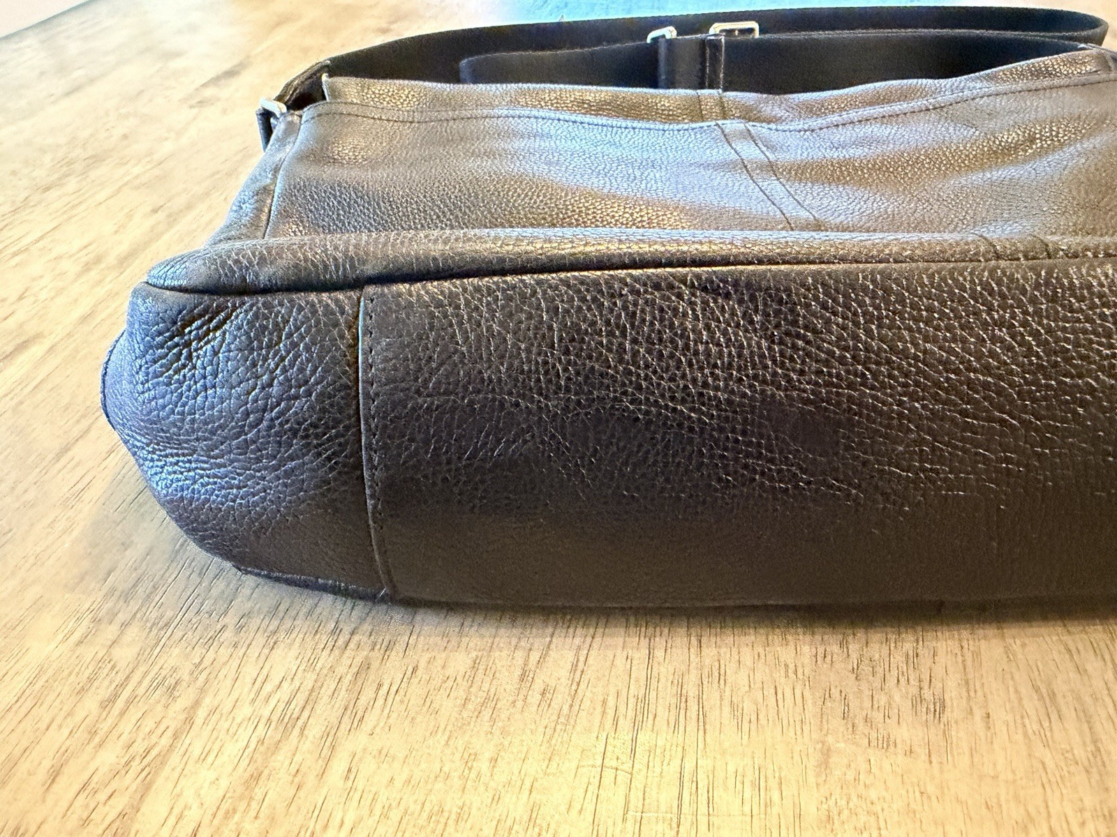 COACH Camden Pebbled Leather Messenger Bag F70423 Shoulder Purse Black