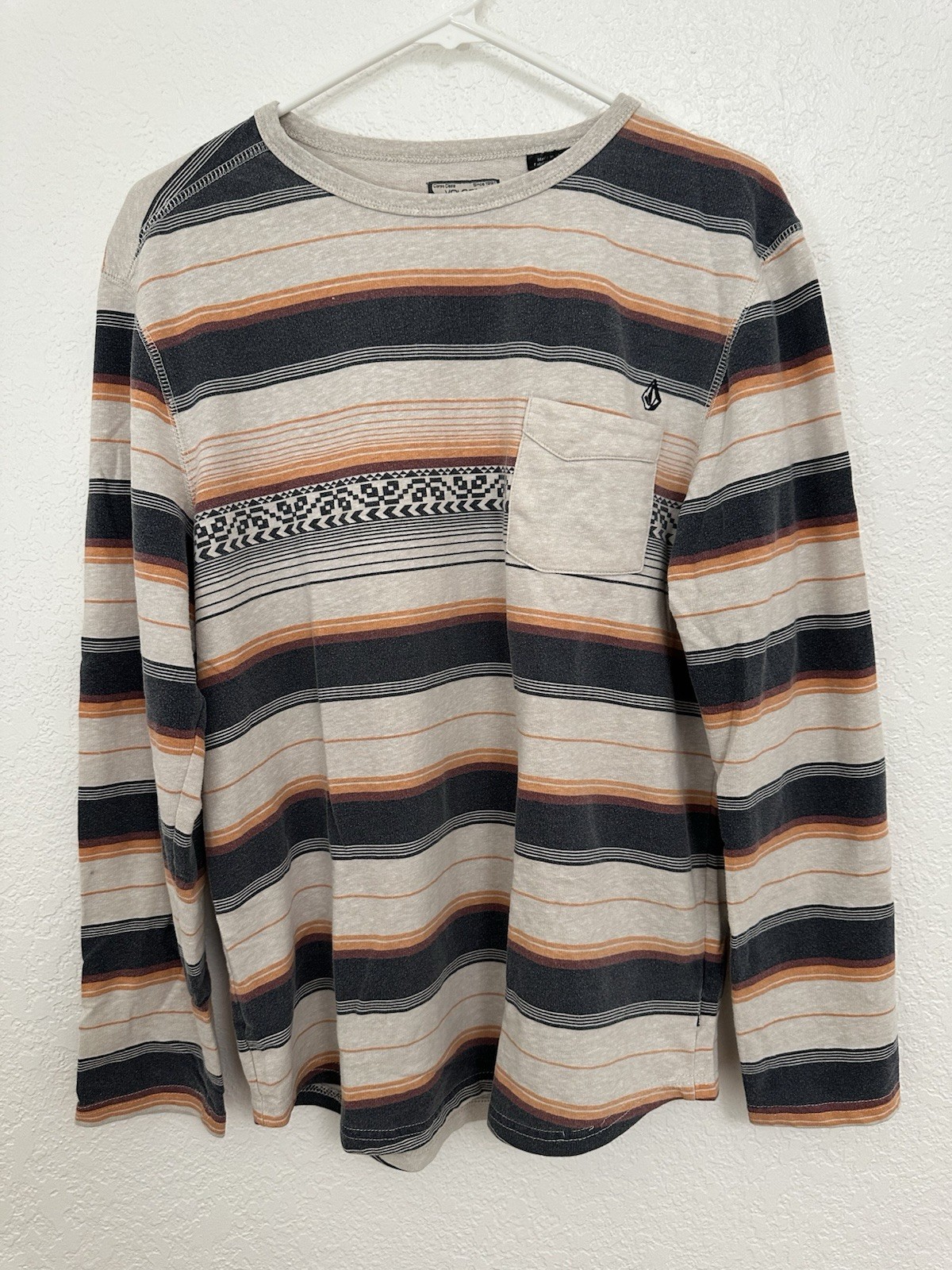 Volcom Men’s Long Sleeve T-Shirt Beige / Black Orange Striped Size Medium