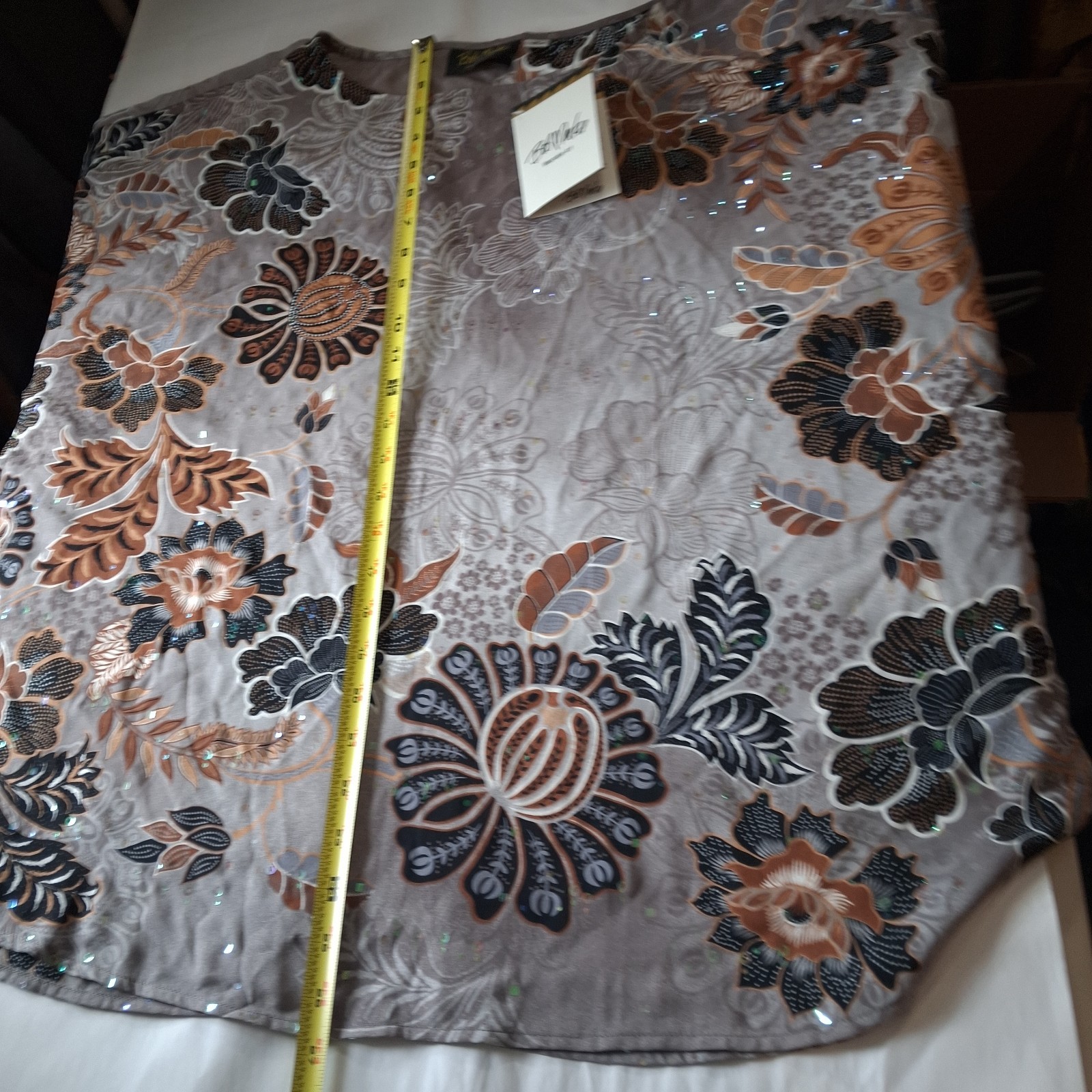 Bob Mackie Wearable Art Batwing Poncho Tunic Floral Sequined Art To Wear NWT Lg
