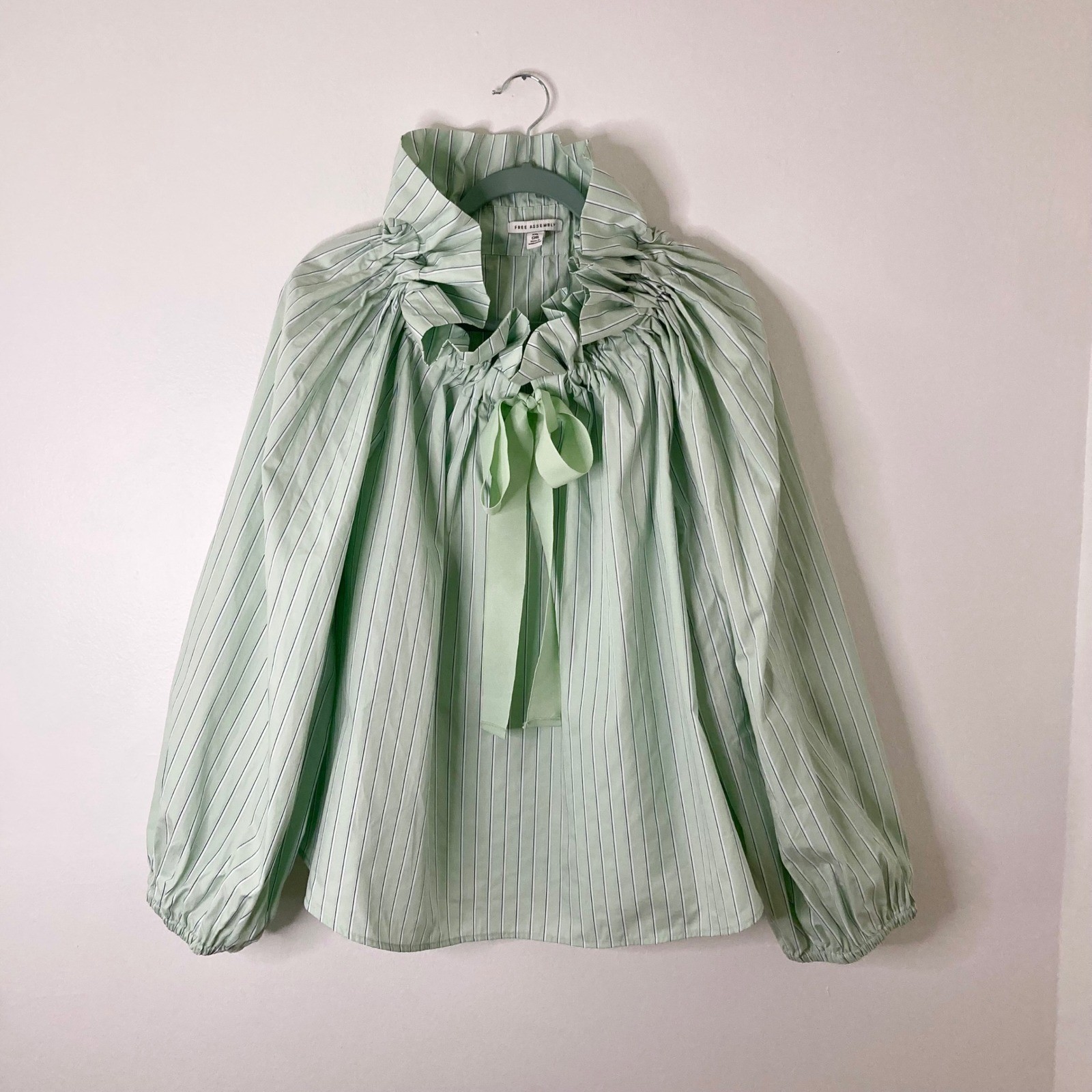 NWT Free Assembly Ruffle Neck Tie Front Blouse XXL 20 Mint Green Pinstripe