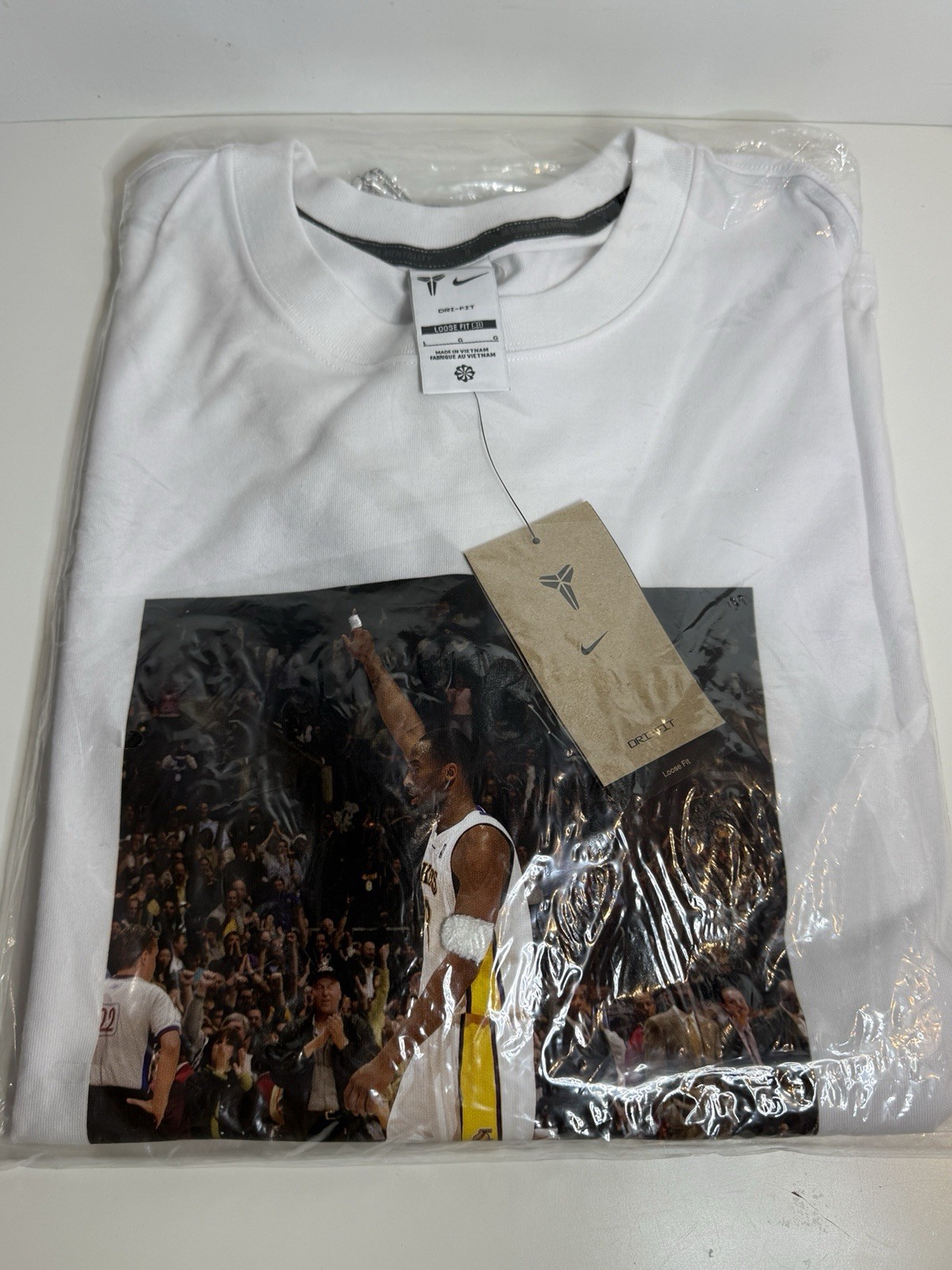 Nike Kobe Bryant 81 Points M90 SP26 Dri-FIT Tee Size L IO1150-100 NWT
