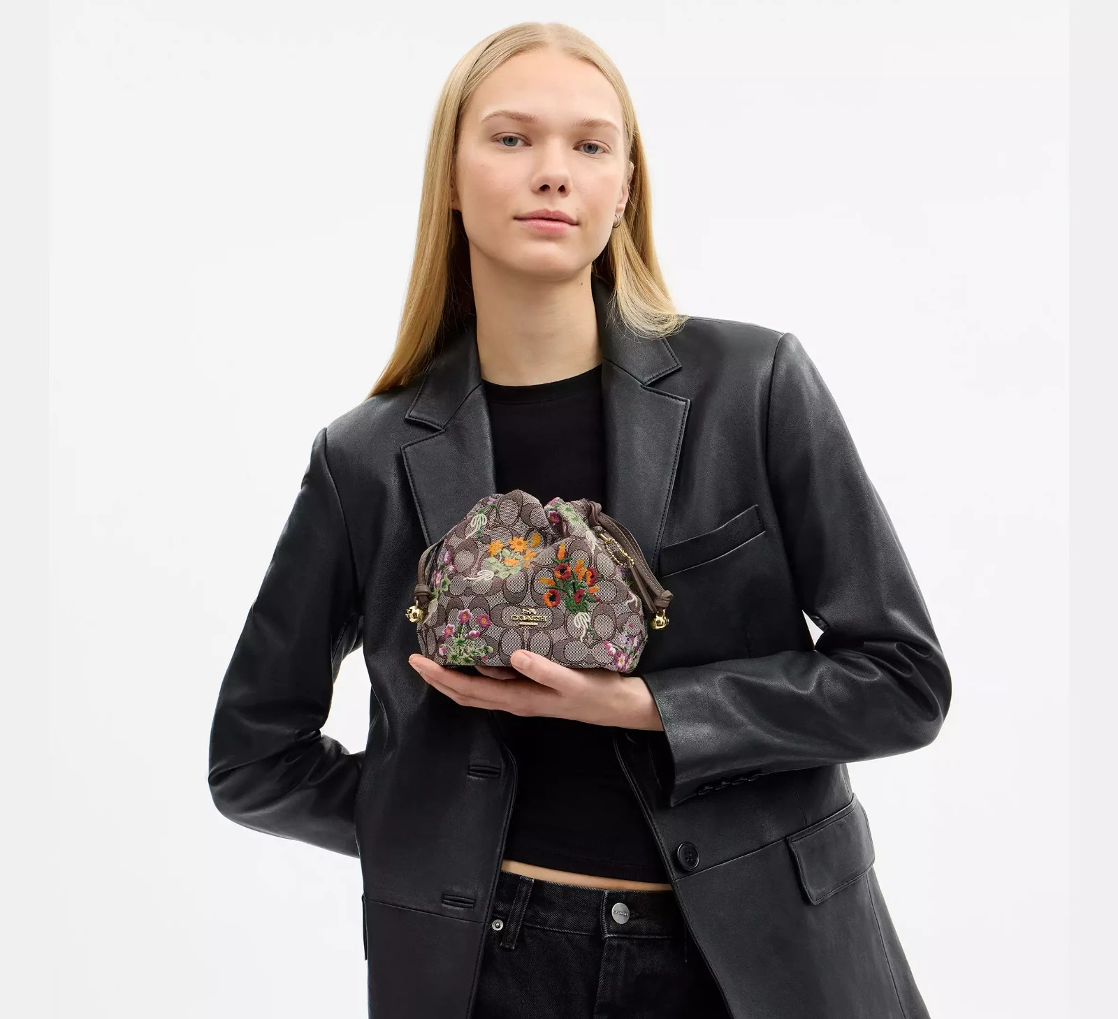 NWT Coach Faye Mini Drawstring Bag In Signature Jacquard With Floral Embroidery