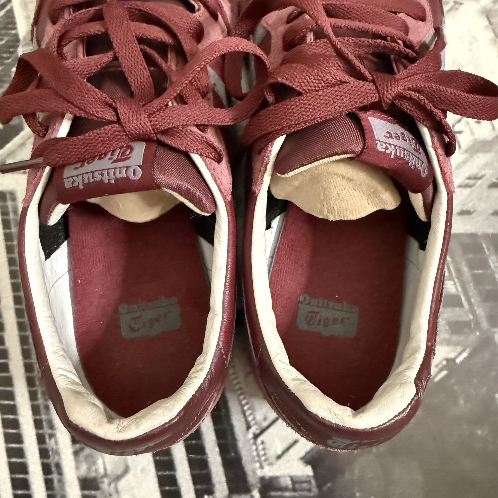 Onitsuka Tiger | Serrano LE | US Men 9.5 | Red/Red | Suede | Leather | Pristine
