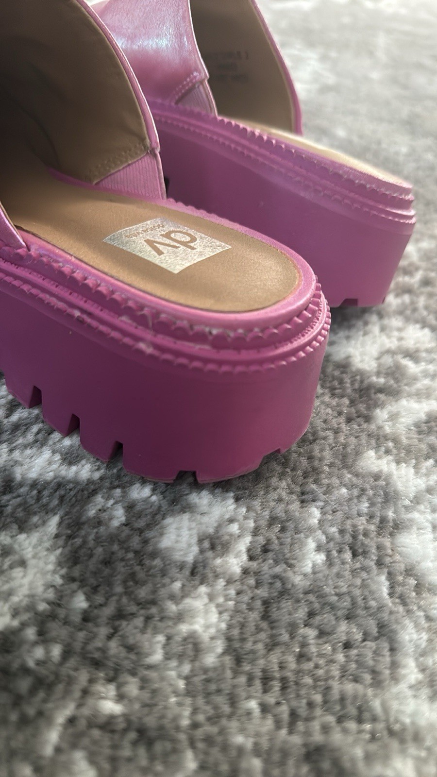 Dolce Vita Kamille Platform Mule Fuchsia Size 2