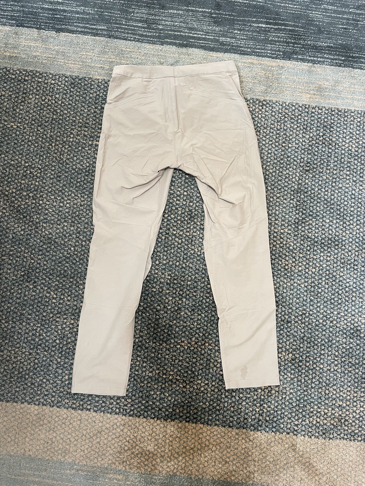 Arc’teryx Konseal Men’s Beige Stretch Canvas Straight Leg Pants 32R Pockets