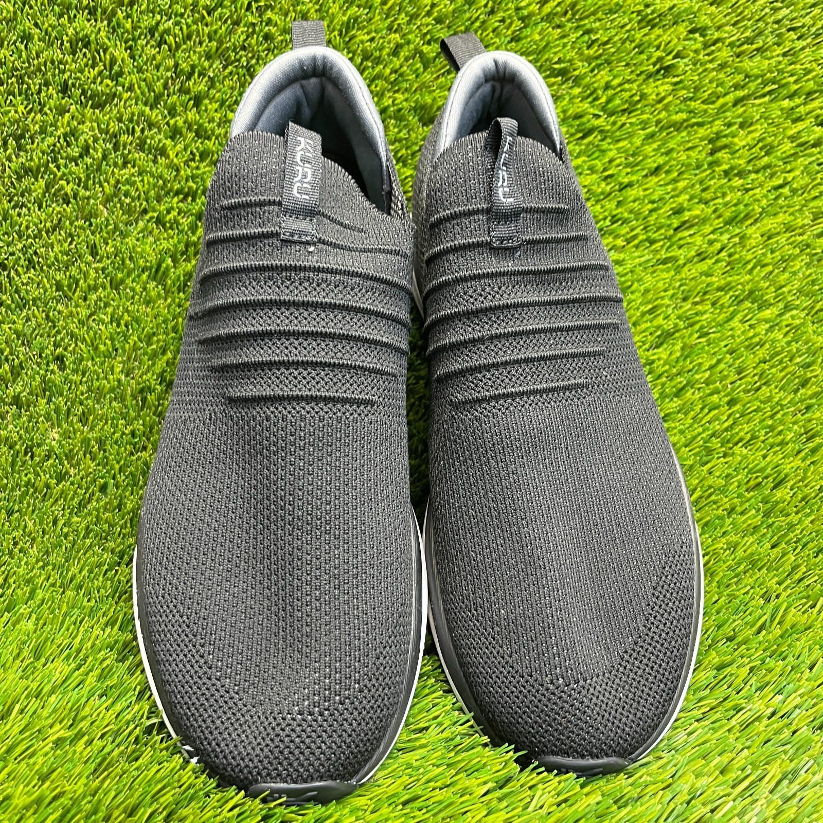 Kuru Atom Slip-On Mens Size 11 Black White Gray Athletic Walking Shoes Sneakers