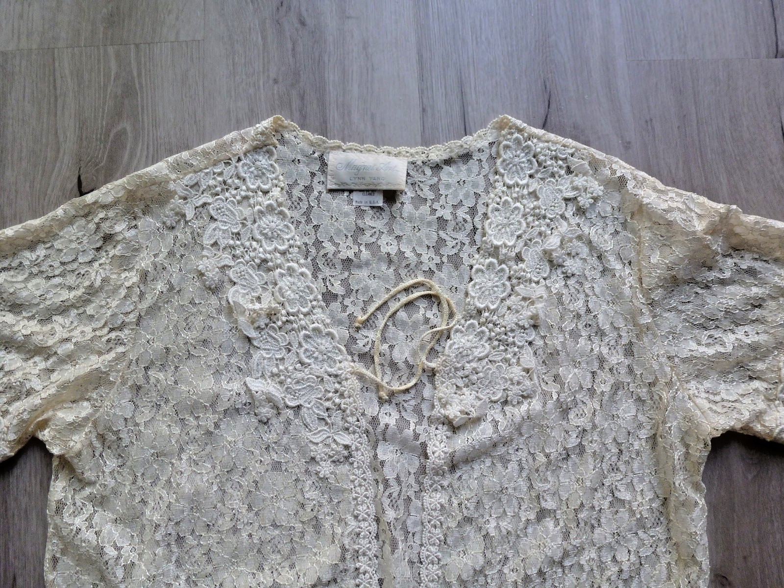 Vtg Magnet Art Lynn Yang Lace Cover Up Top S Embroidered Details Boho Festival