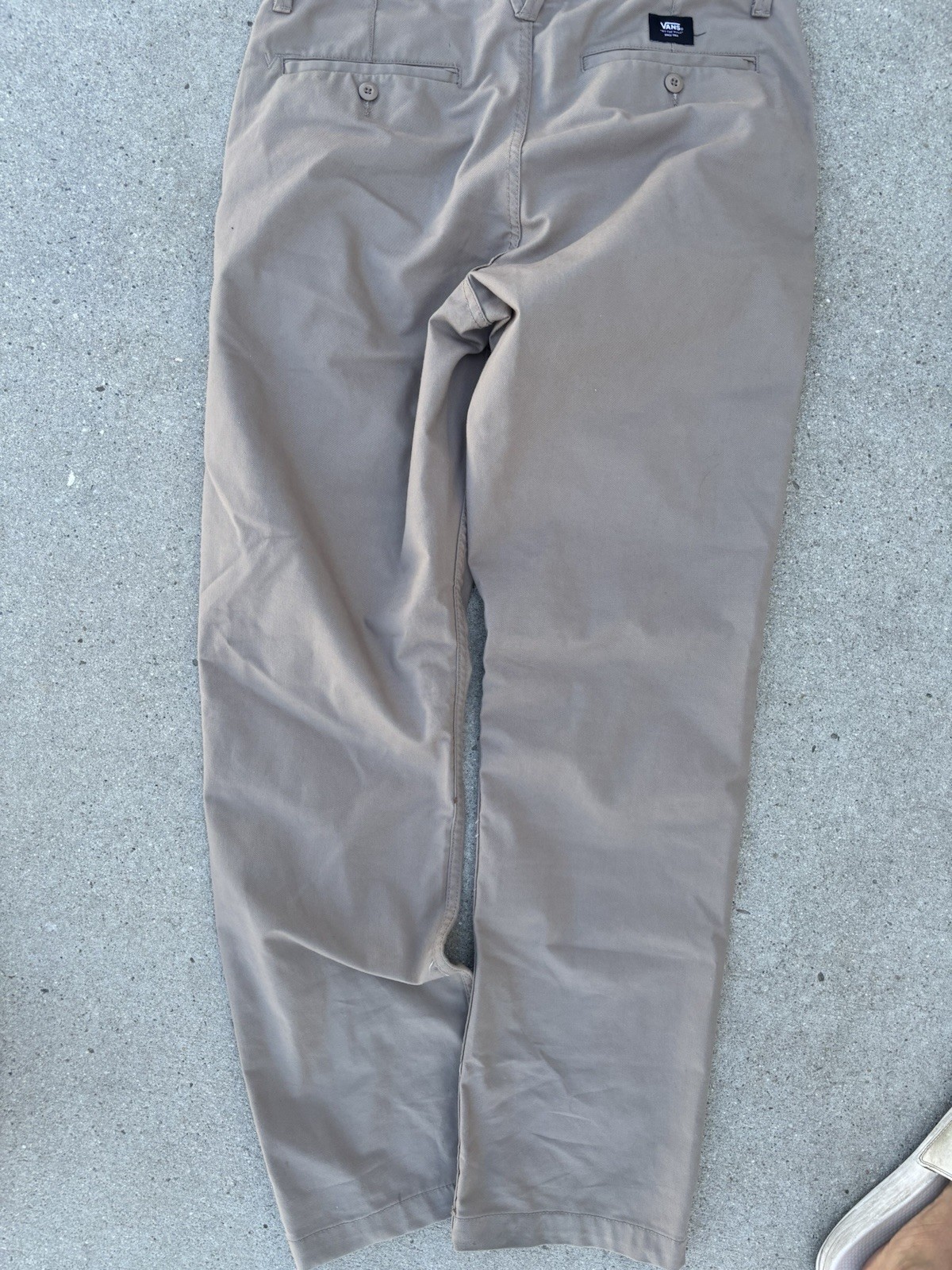 VANS Men’s Beige Twill Chino Pants 31W Cotton Blend Flat Front Pockets