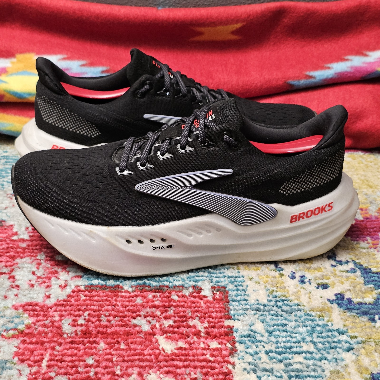 Brooks Glycerin Max Men’s Size 10 Running Shoes Black Lace Up Athletic Sneakers