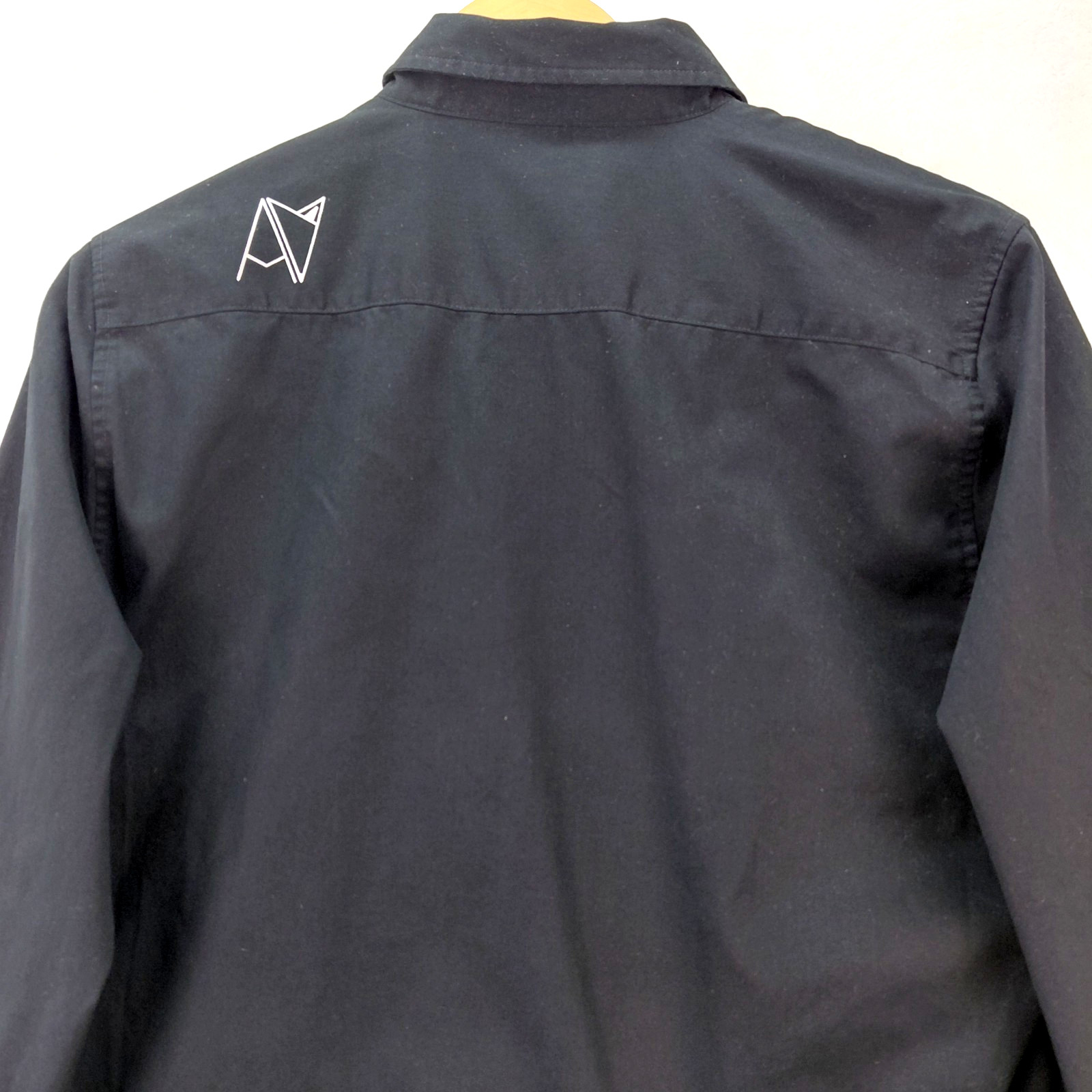 Androgynous Fox Shirt Black Long Sleeve Swift Button Up Gender Neutral Sz Large