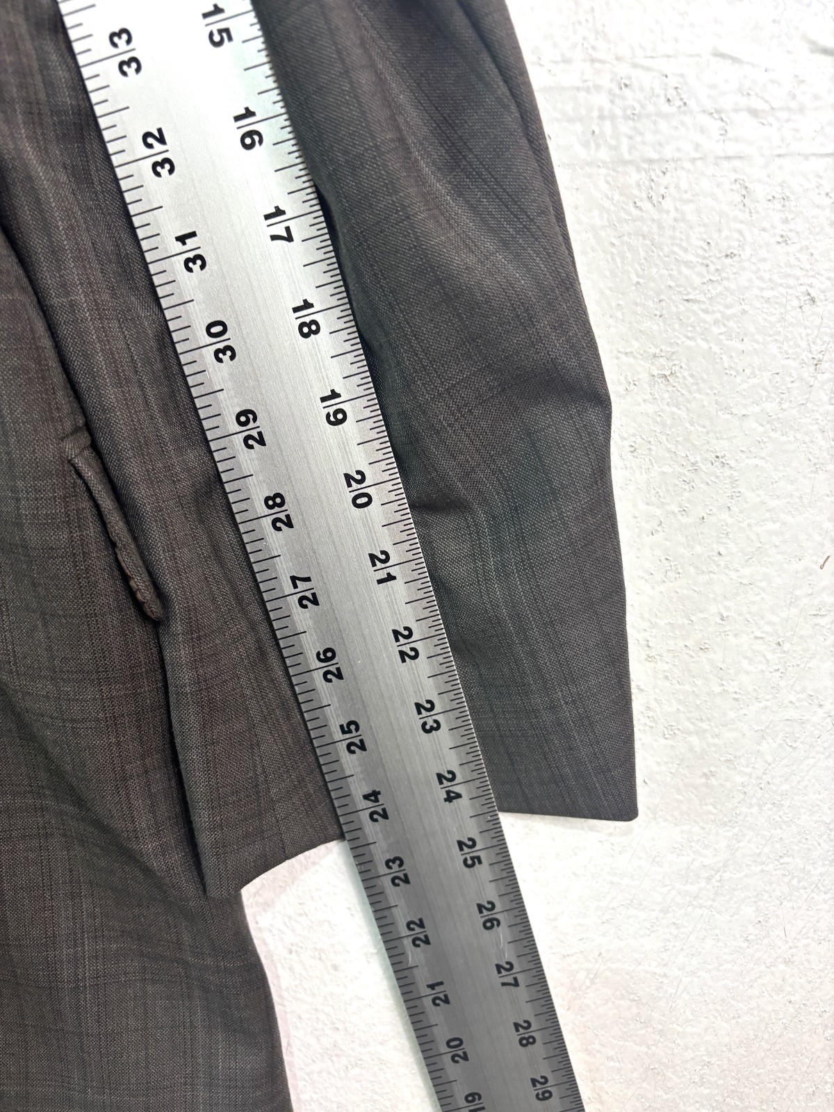 Hart Schaffner Marx 42R 36×29 2pc Pant Suit Brown Plaid Recent Modern Wool USA