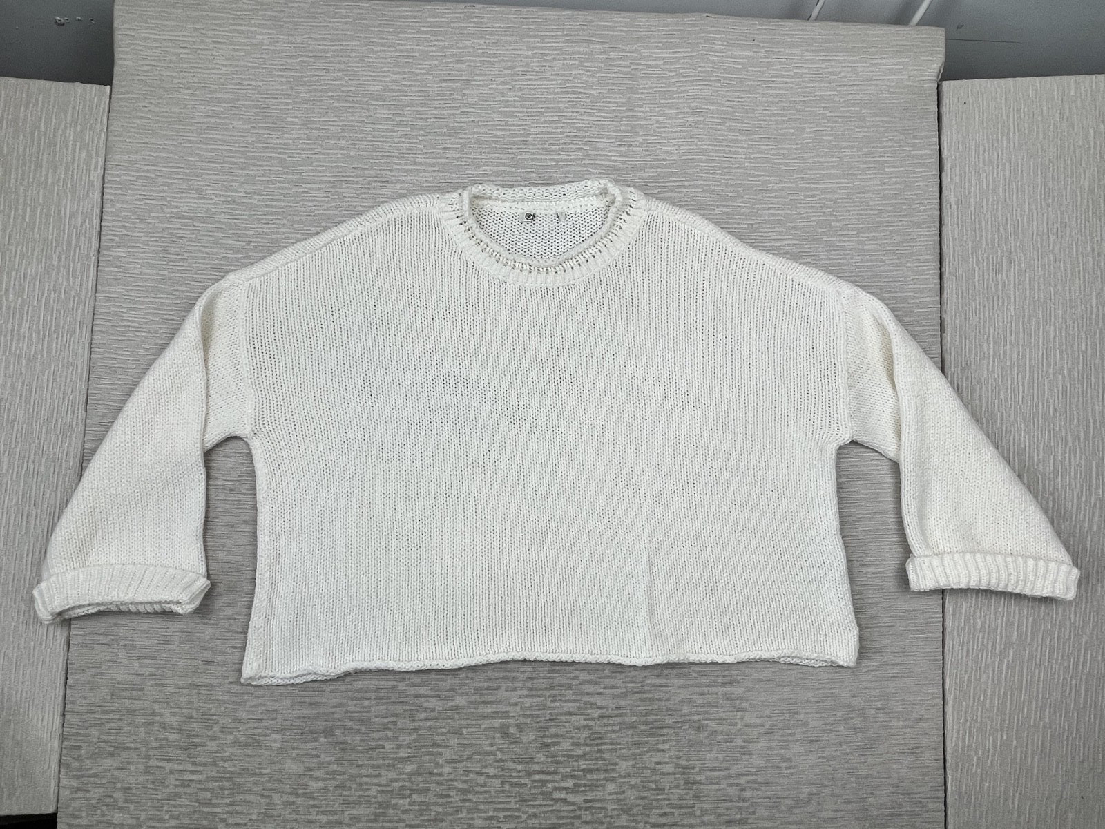Chunky White Shaker Knit Sweater Women’s Boxy Crewneck Pullover Minimalist M/L