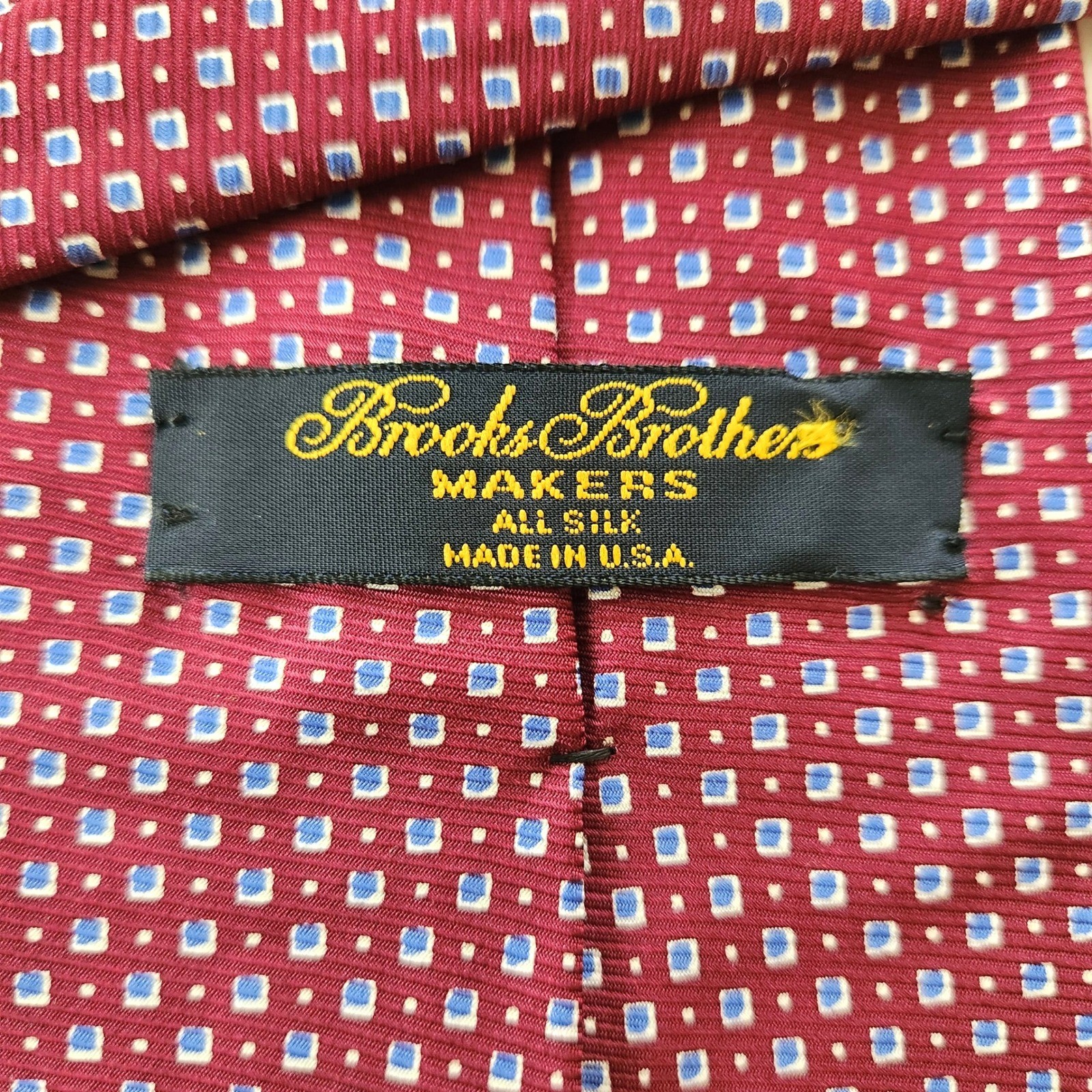 Vintage Brooks Brothers Makers All Silk Red Blue Micro Dot Pattern Necktie 56″