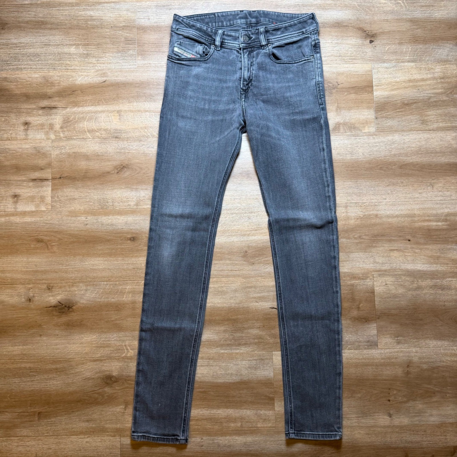 Diesel 1979 Sleenker Jeans Men 28×32 Grey Skinny Fit Stretch Denim Pants 09D42
