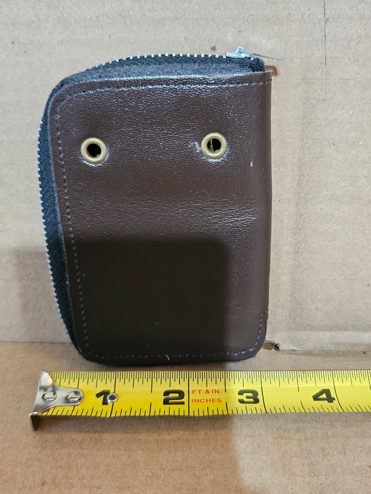 Genuine Brown Cowhide Leather 12 Key Zippered Key Holder 4.5×3 Inches