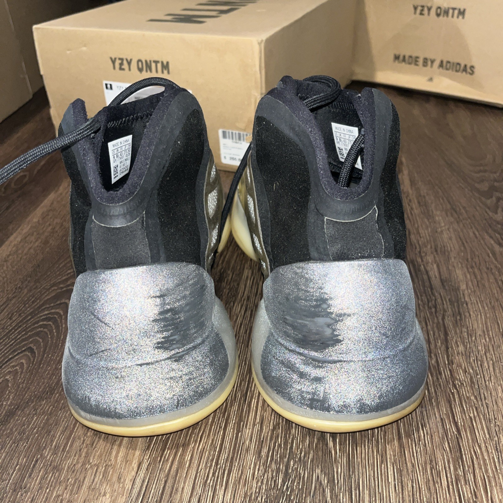 Size 9 – adidas Yeezy Quantum Barium