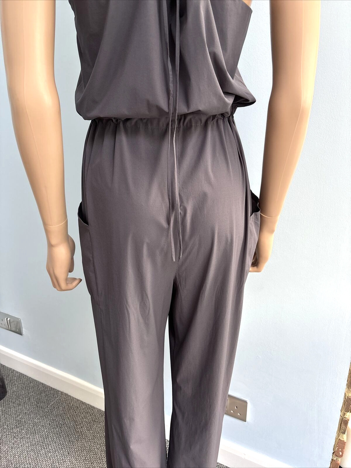 SWEATY BETTY ‘Karma’ Grey 100% Recycled Polyester Cruise/Casual Jumpsuit XS 8/10