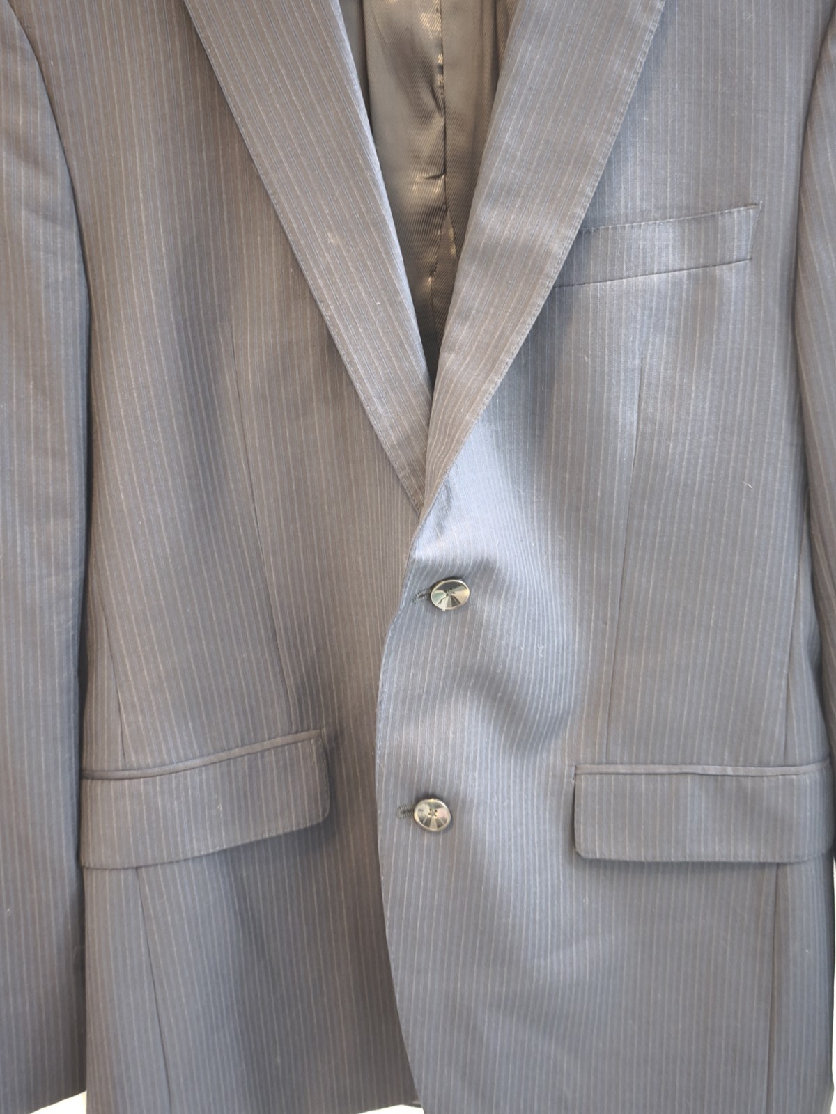 Hart Schaffner Marx Men’s Blue Pinstripe 2-Piece Suit 42R Two-Button
