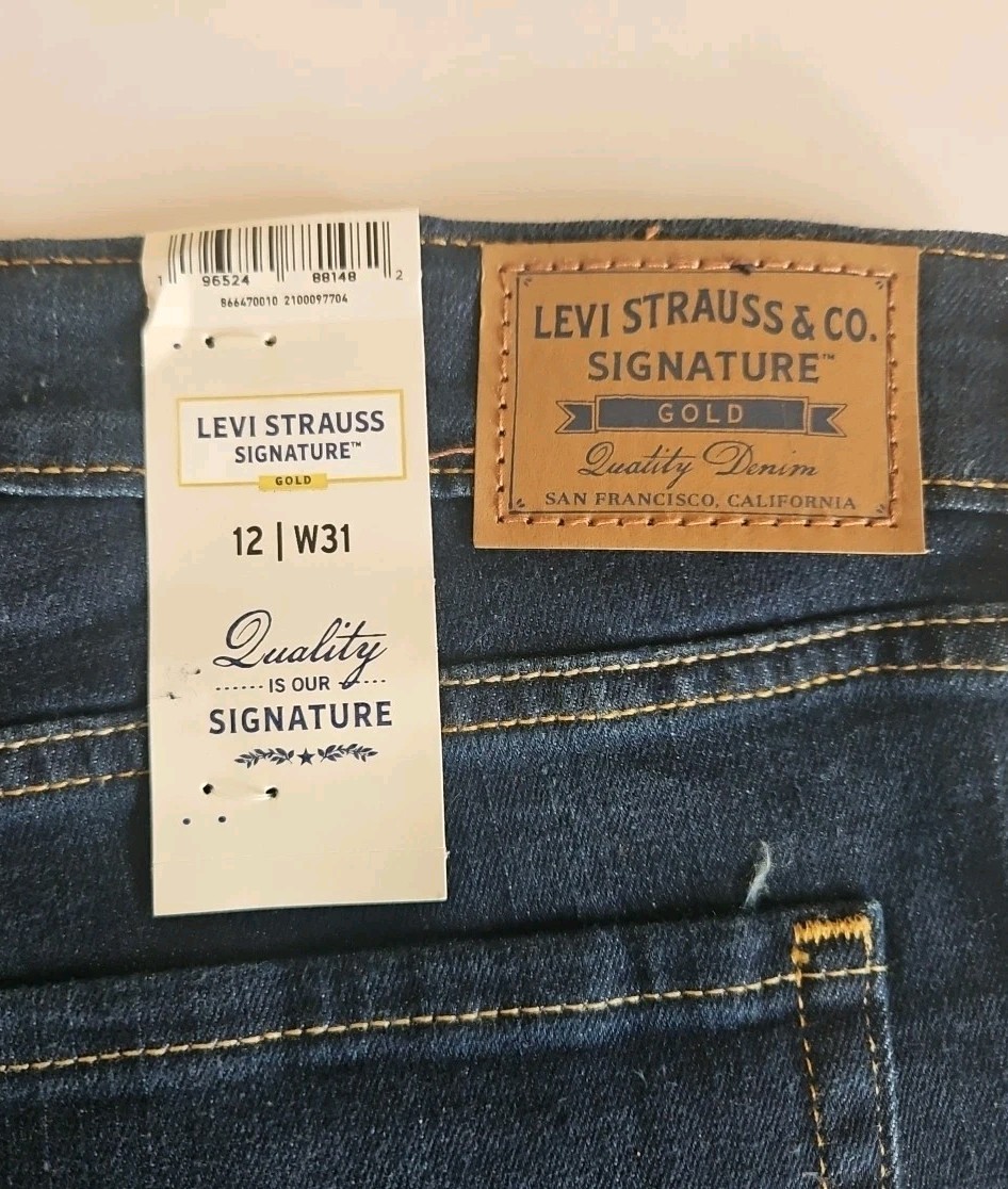 Levi’s Strauss Gold Label Mid-Rise 5″ Denim Shorts Soft Stretch Women 12/W31 New