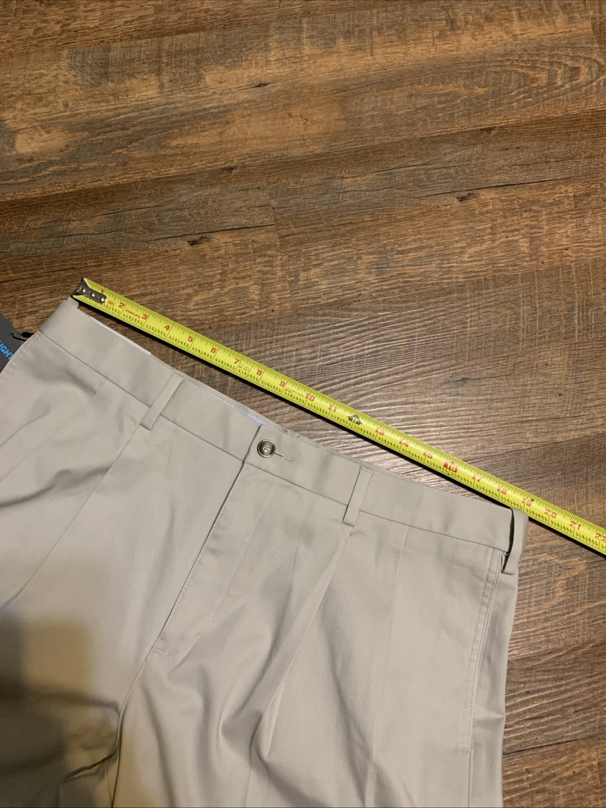 NEW Savane Ultimate Performance Chino Pants Mens 38×32 Pleated Stretch No Iron