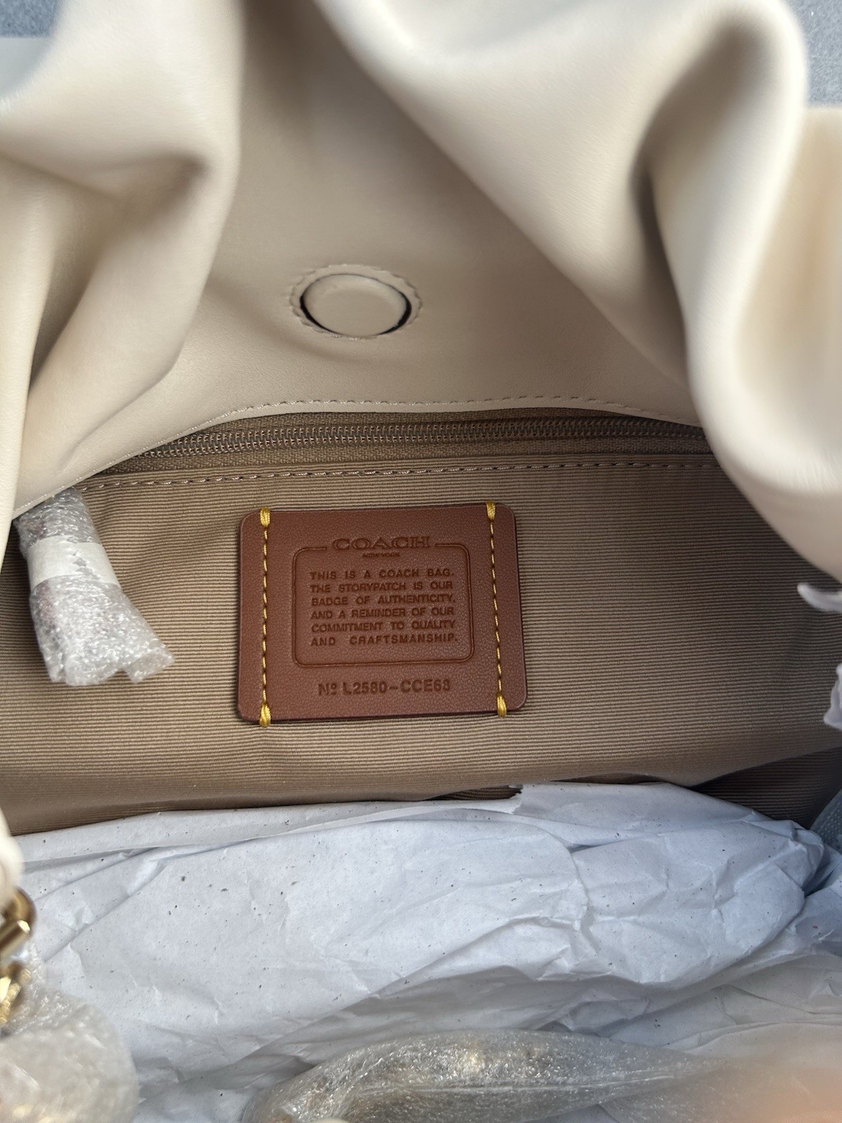 Coach Large Faye Clutch CCE68 Chalk Bone White Leather Bag New With Tags NWT