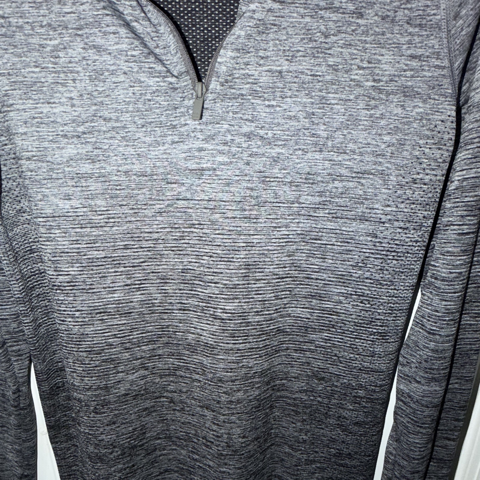 All in Motion Women’s Heathered Gray 1/4 Zip Mock Neck Top Long Sleeve S