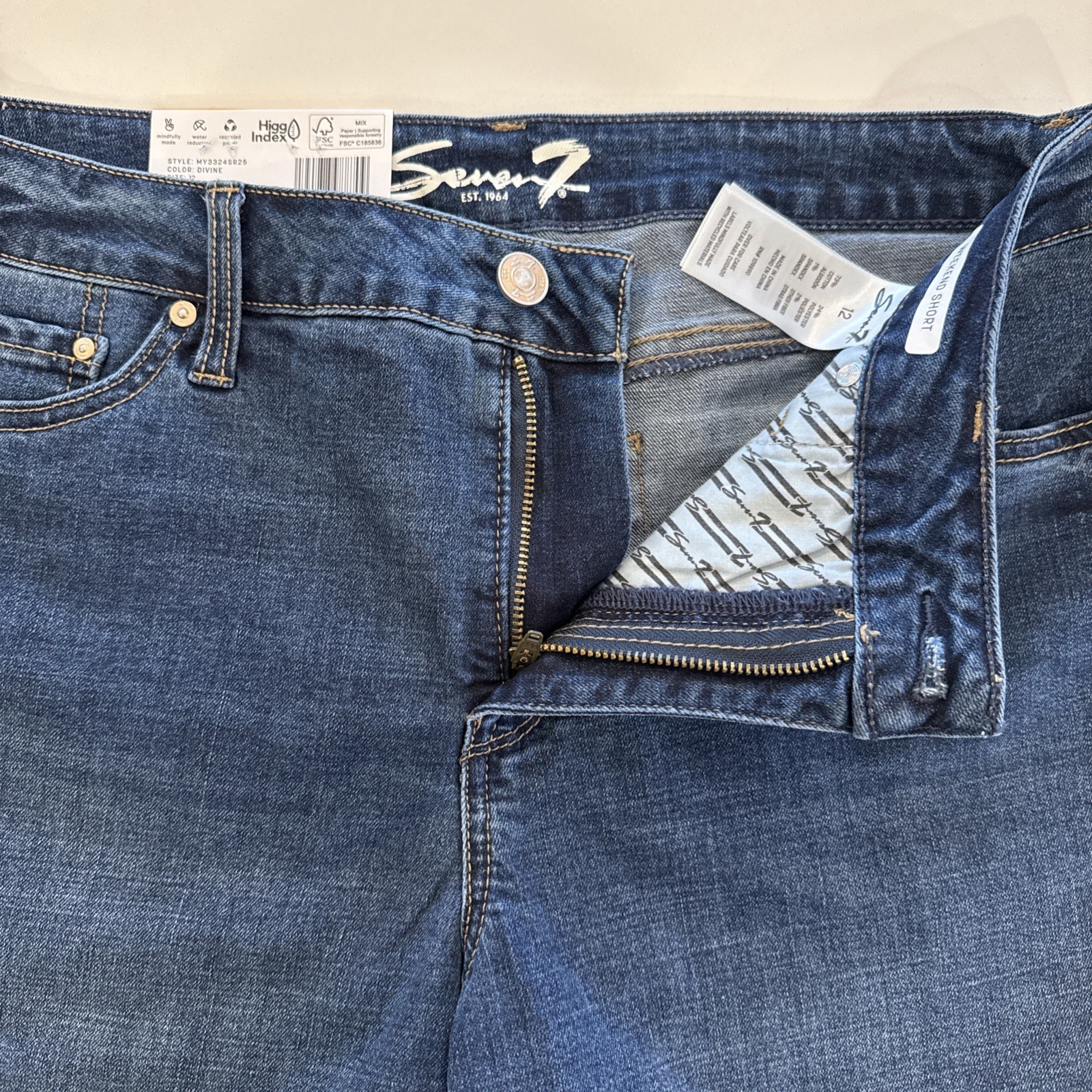Seven7 Women’s Mid-Rise Comfort Stretch Weekend Short Denim Jean Color Di vine