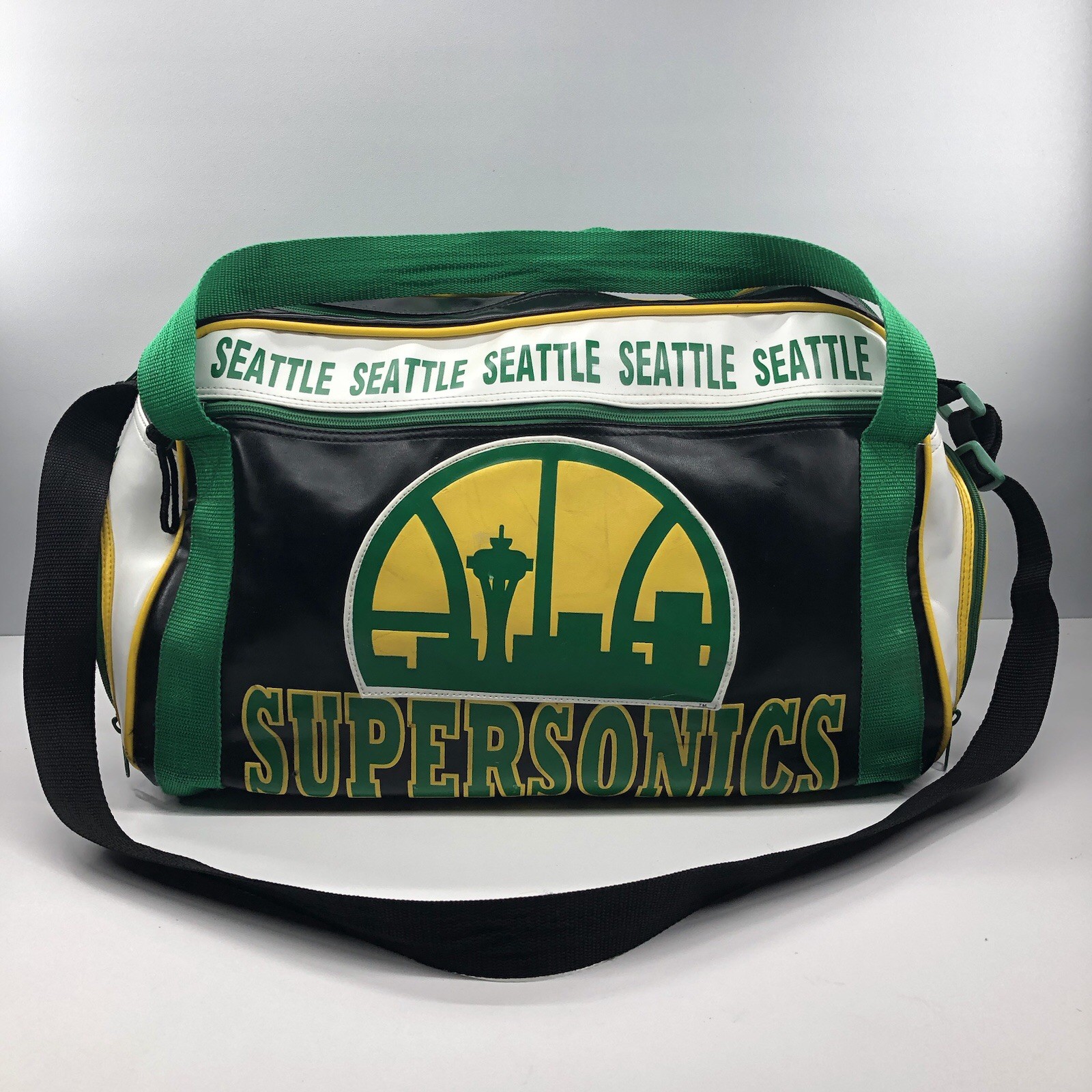 VTG 80s 90s SEATTLE SUPERSONICS Old Logo Player Issue Duffle Bag NBA Basketball