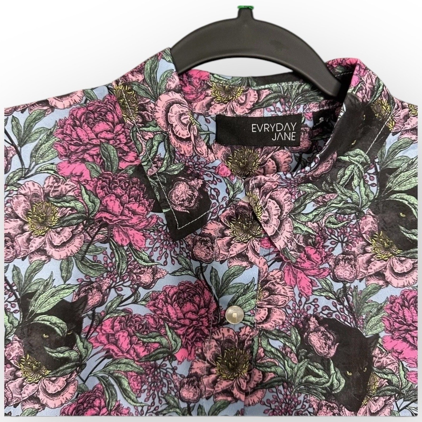 NWT Evryday Jane Black Panther Floral Print Faux Silk Button-Up Shirt XS