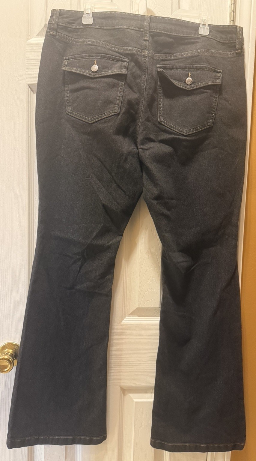 NWT Black Bootcut No Boundries Mid Rise Denim Jeans Size 4 Stretch 31” Inseam
