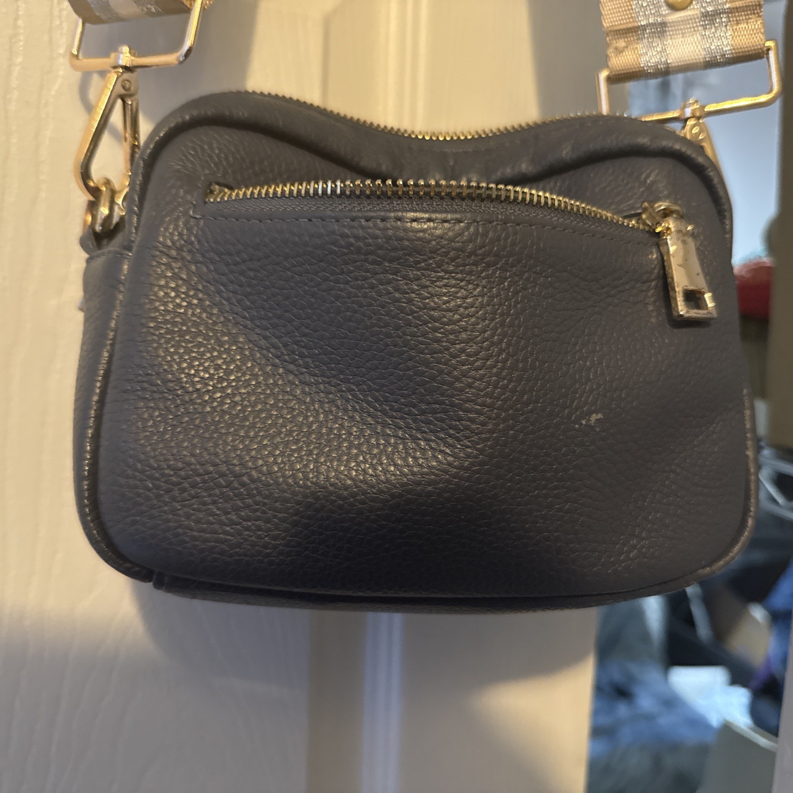 Pom Pom London Original City Crossbody Bag In Blue/Purple color With 2 straps!