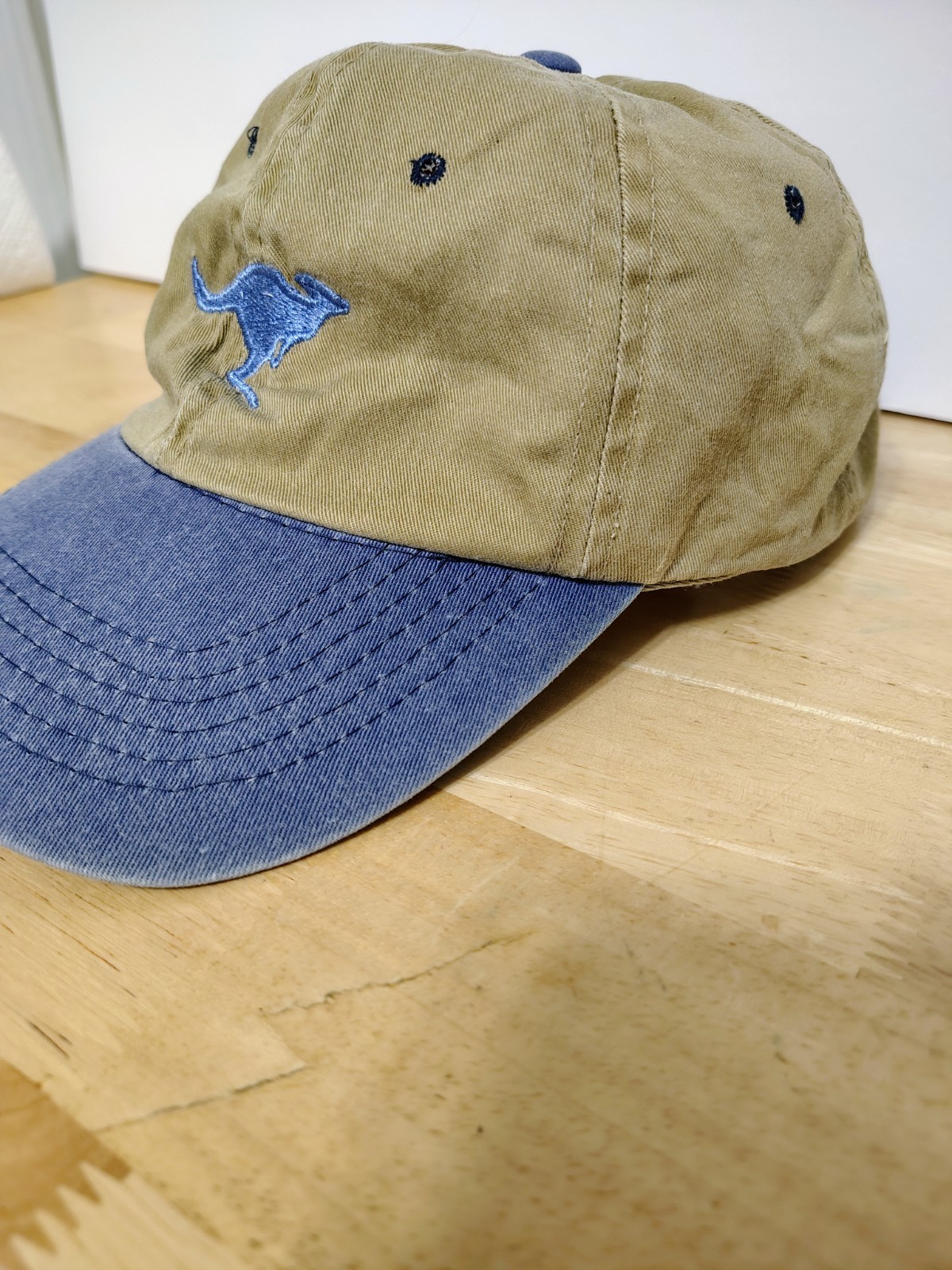 Australia Kangaroo Beige & Blue Baseball Cap Travel Hat Souvenir Adjustable OS