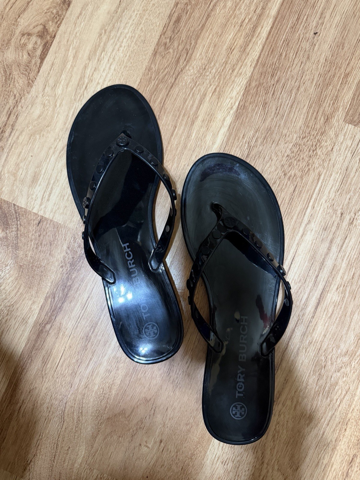Tory Burch Women’s Black Rubber Thong Slip-On Sandals Logo Studded Straps