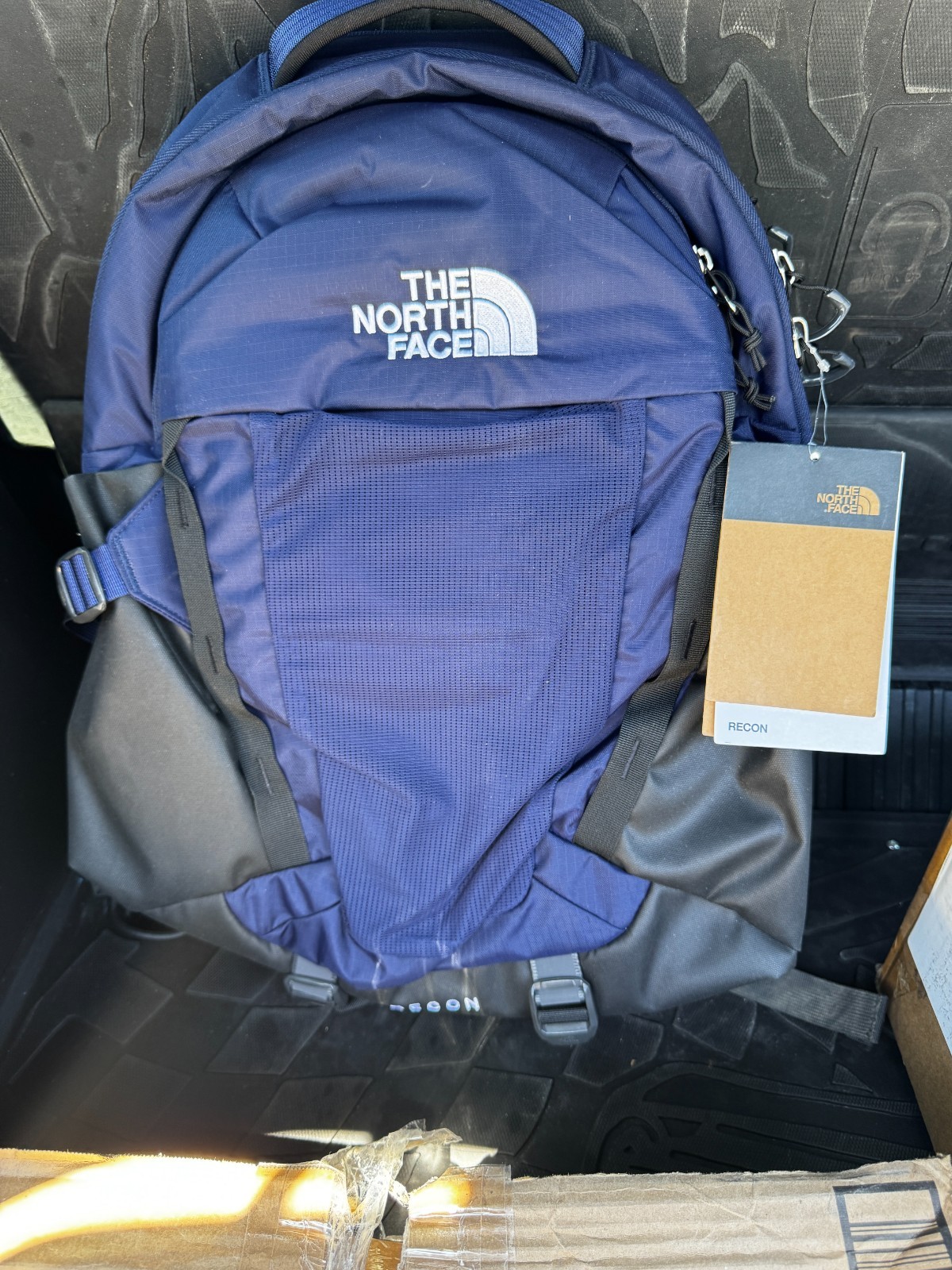 The North Face Recon Everyday Laptop Backpack – Daypack, Water Repellent, Laptop