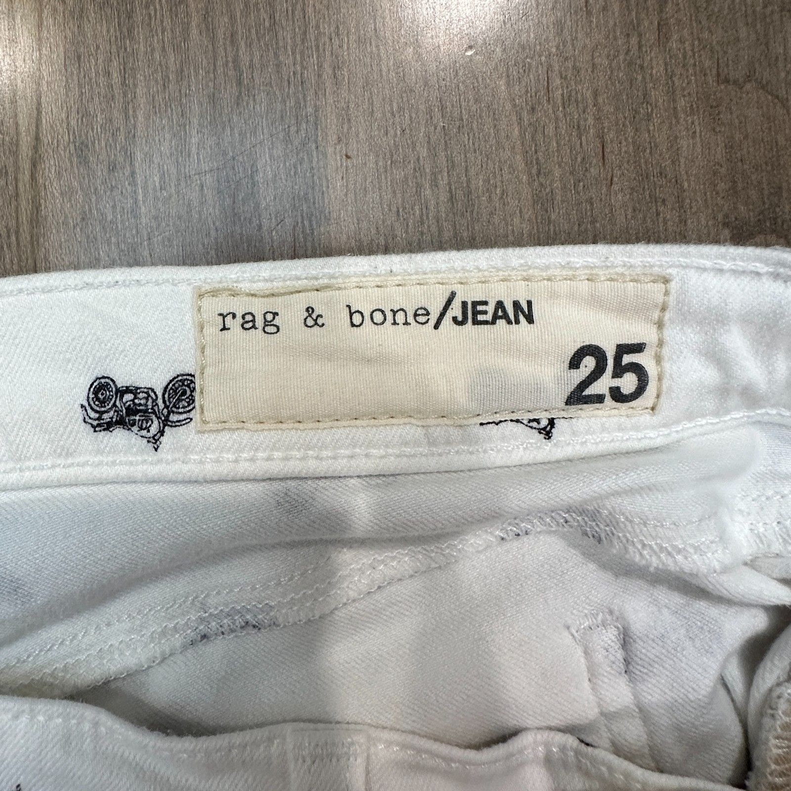 Rag & Bone White Motorcycle Print Cut Off Denim Shorts Size 25