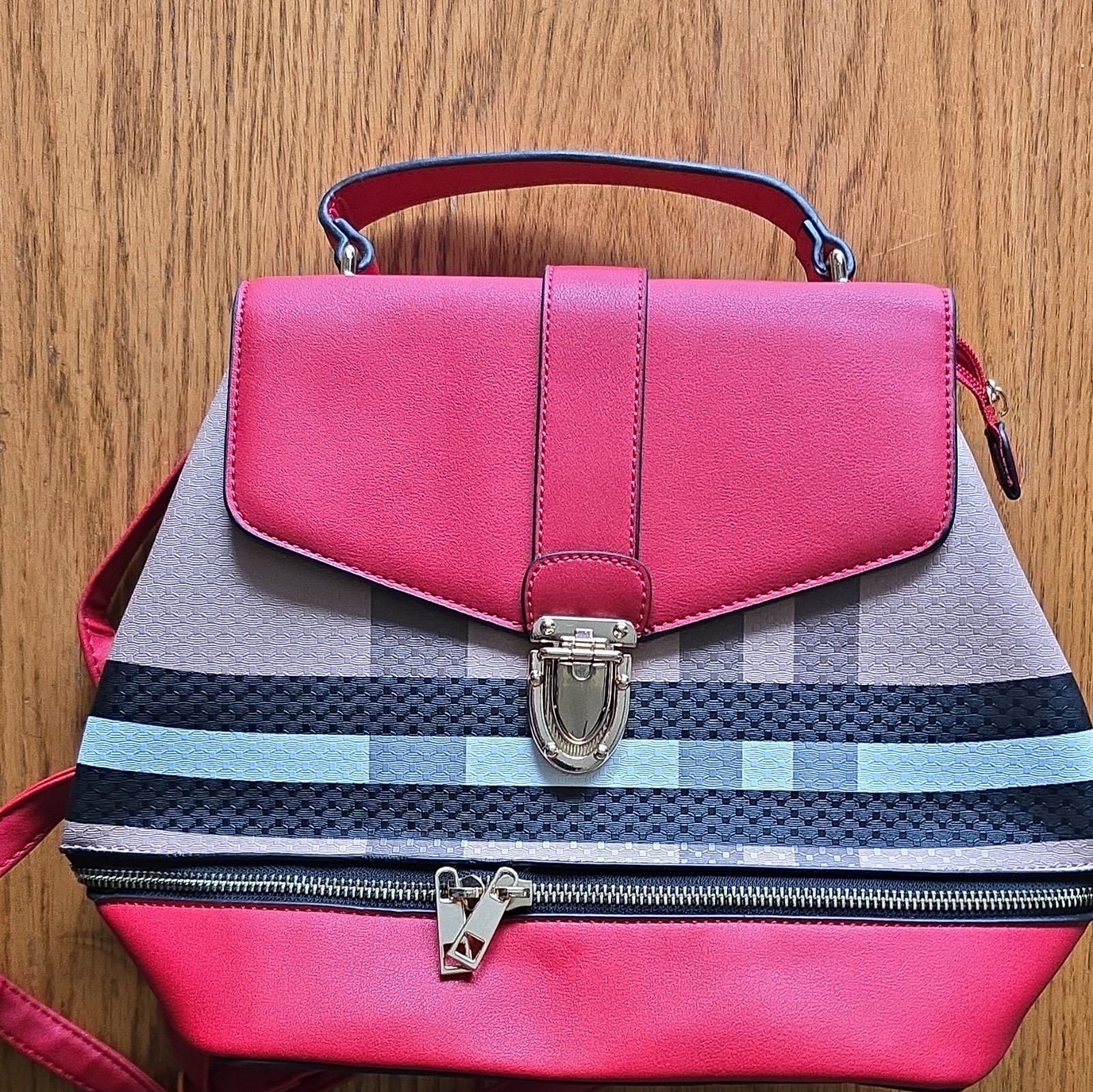 Women’s Pink Gray Black Check Backpack Purse Zip Push Lock w/ Pouch Silver