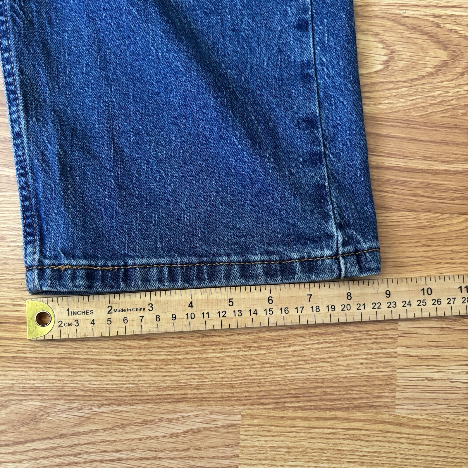 Levi’s 505 Jeans Mens 40×32 Blue Regular Fit Straight Leg Medium Wash Denim