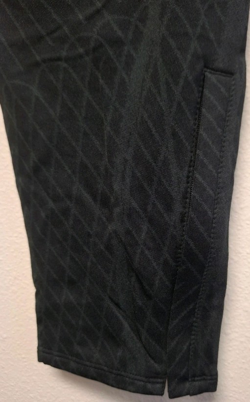 Nike Dri-FIT Strike Men’s Training Soccer Pants Black / White LARGE DV9269-010