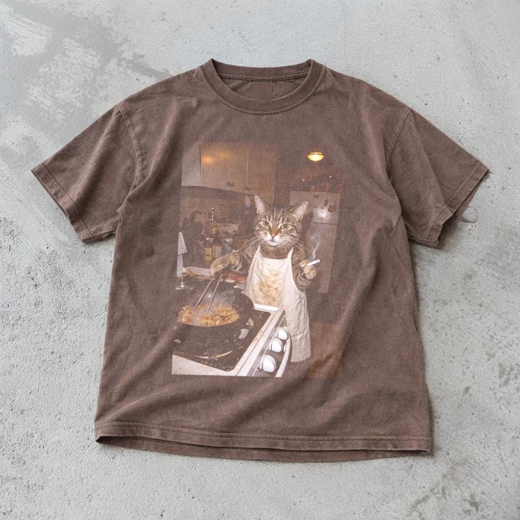Funny Cat T-Shirt Retro Cooking Cat Meme Graphic Tee Unisex