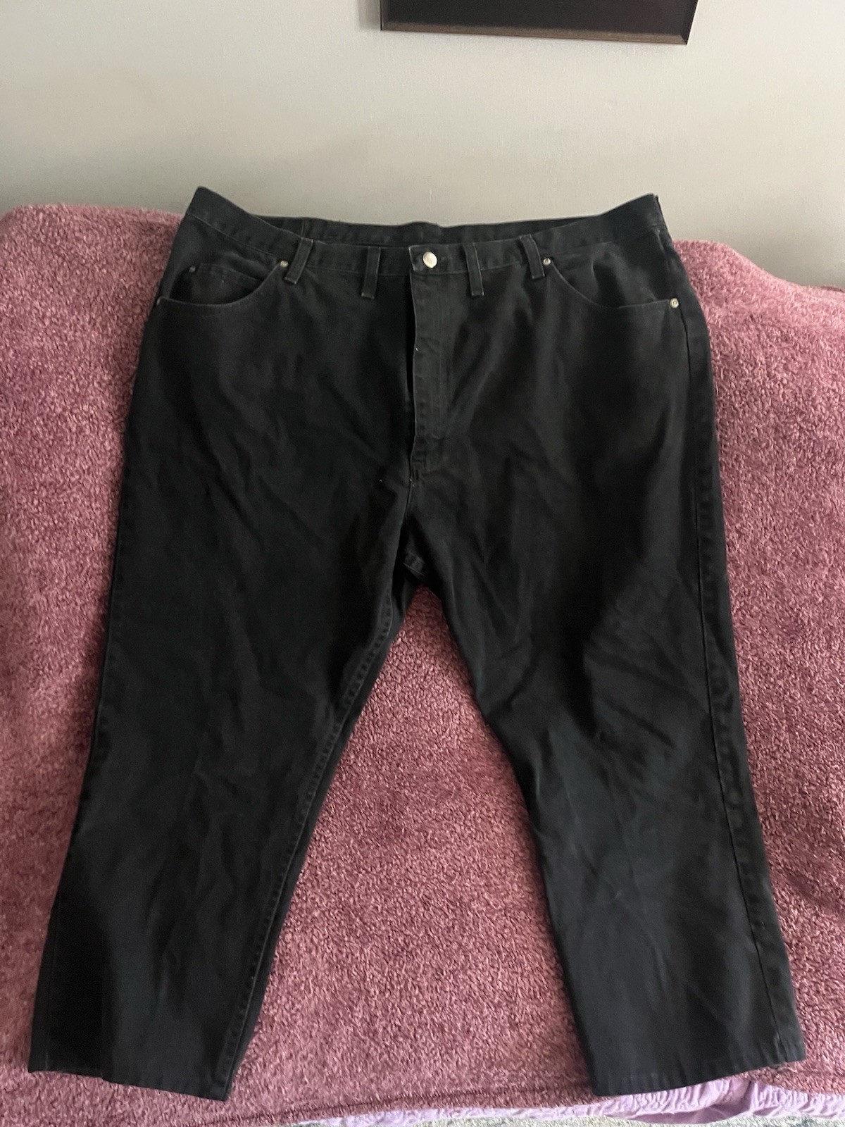 Wrangler Authentics Men’s Black Dark Wash Denim Relaxed Mid Rise Straight Jeans
