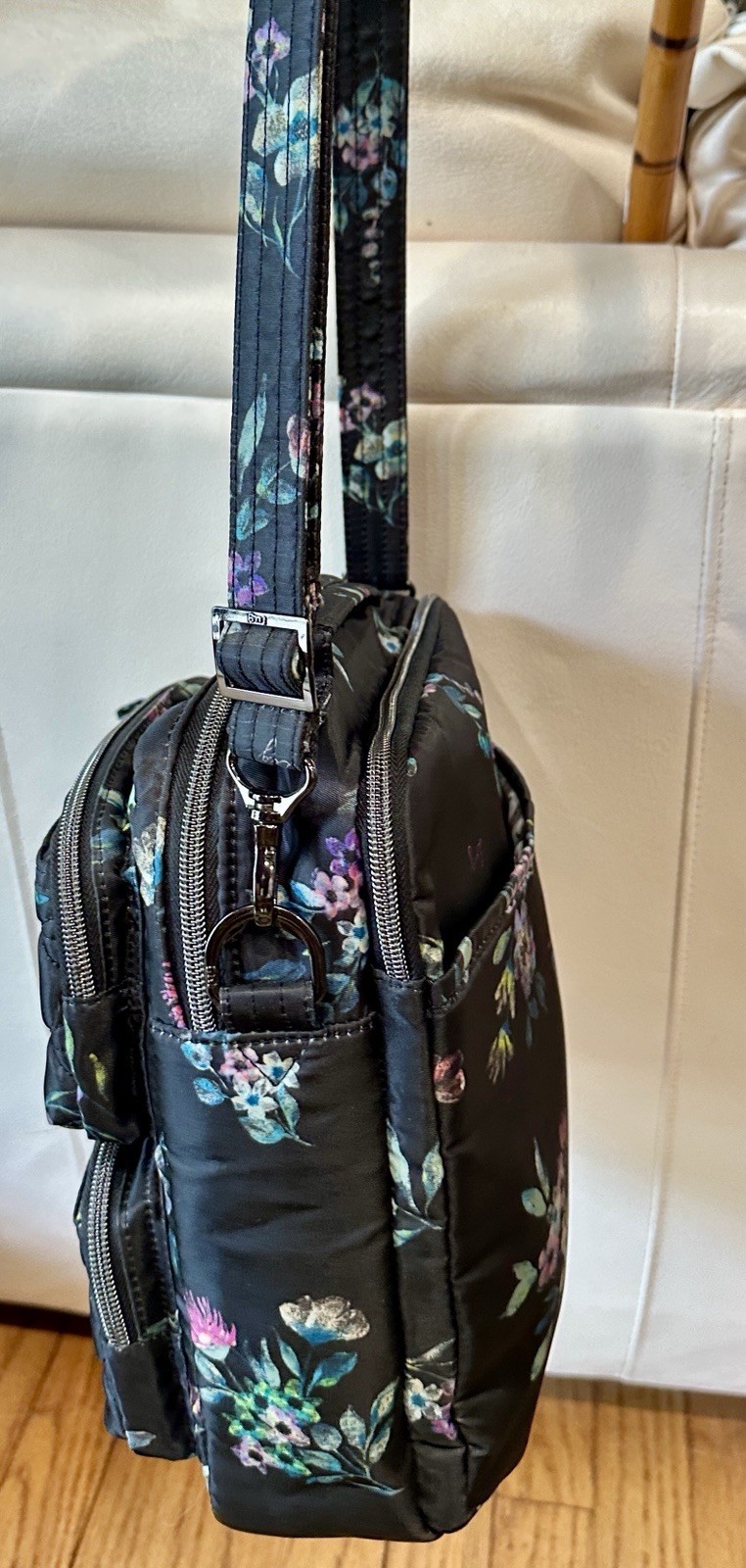 Lug Compass Black Bouquet Floral Medium Organizer RFID Convert Crossbody Bag BK