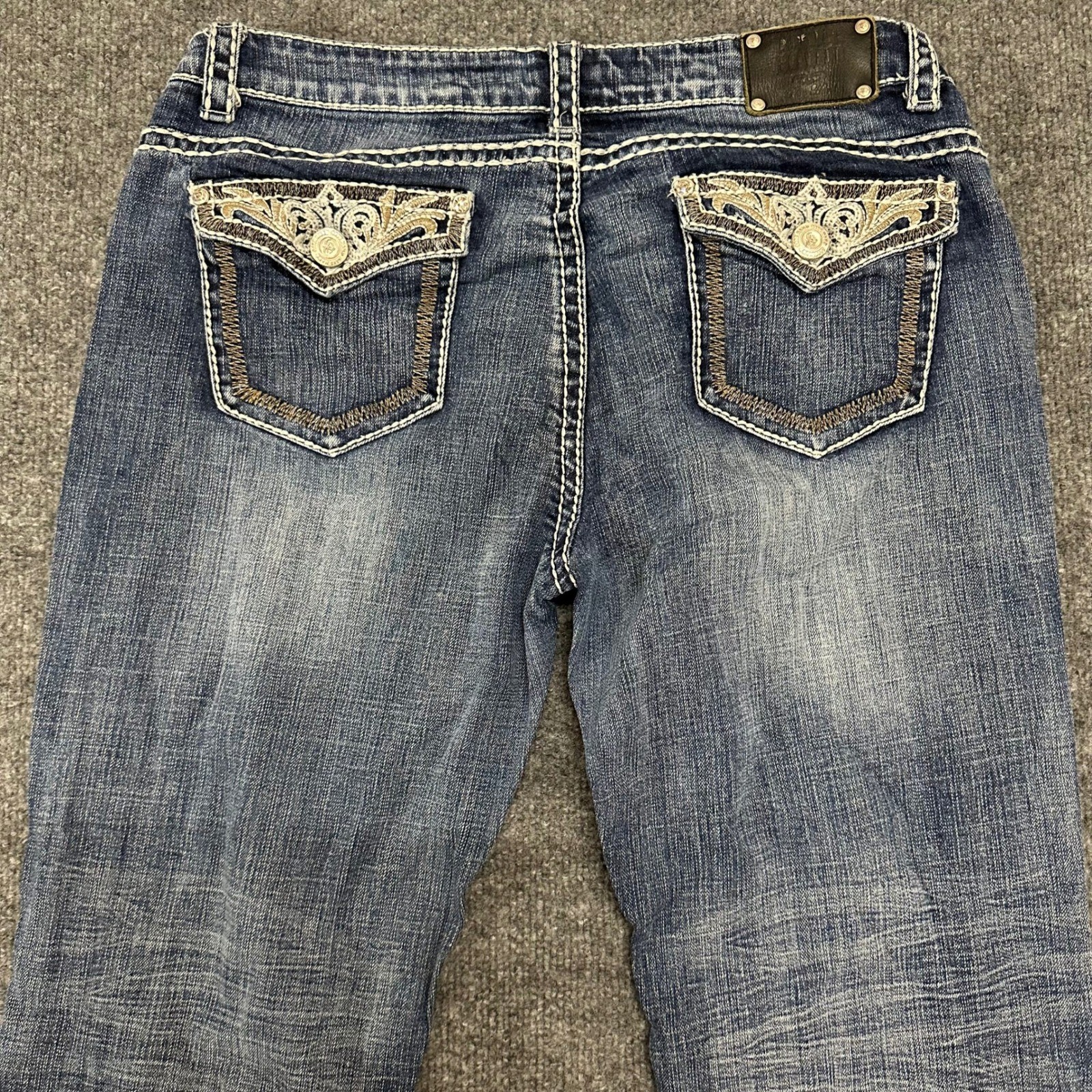 Live Hard Jeans Womens Size 32 Blue Bootcut Thick Stitch Embroidered Flap Pocket