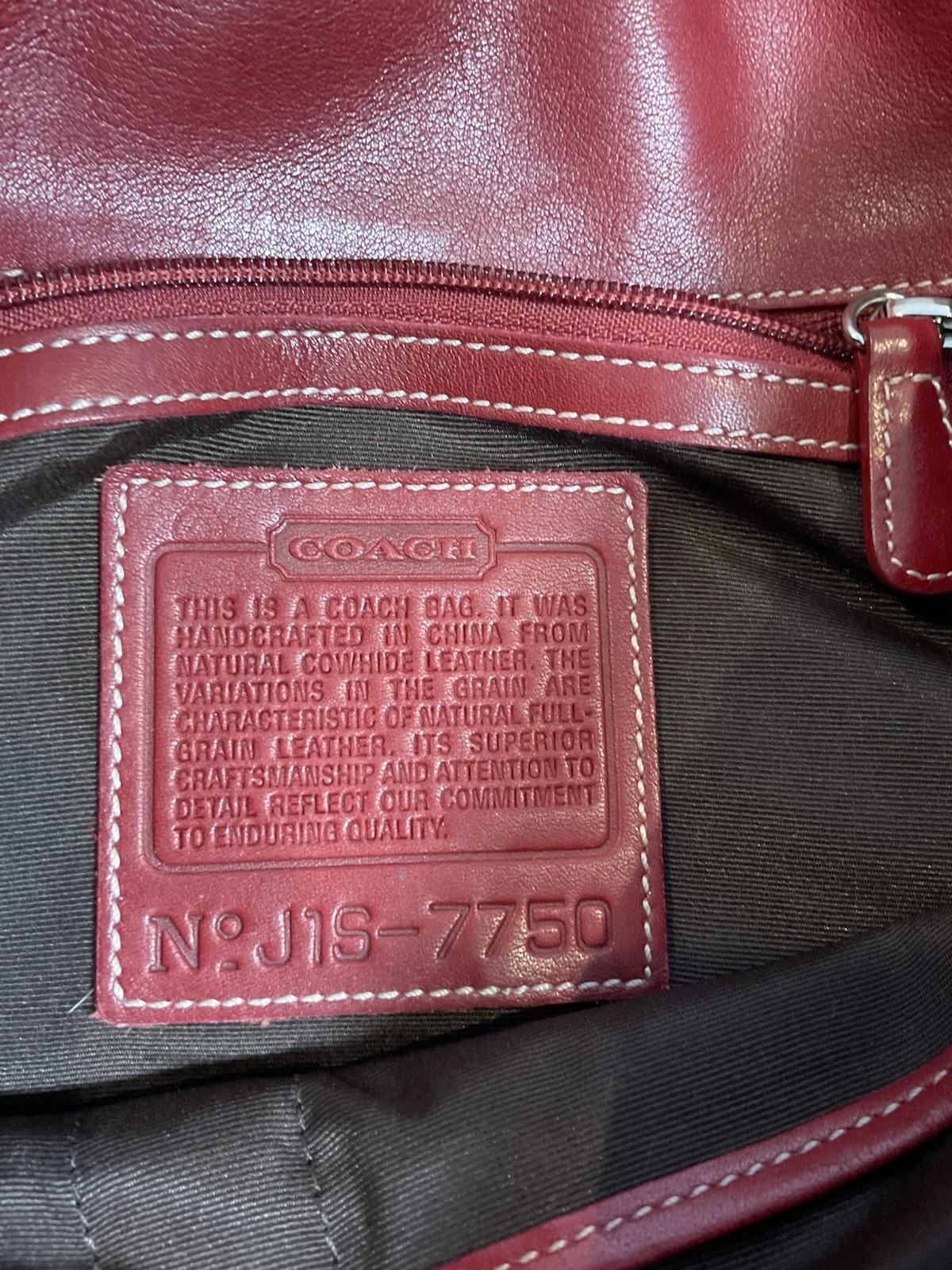 Coach, red leather flap messenger, shoulder bag (J1S-7750) EUC