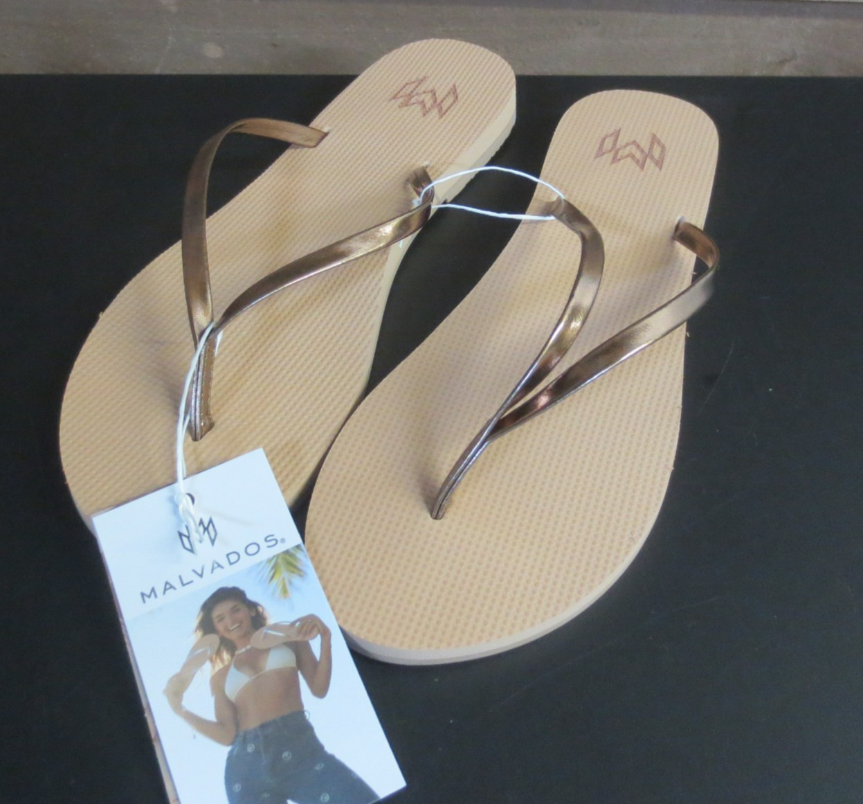 Malvados Lux II Bronzed Flip Flops – US WOMEN’S SIZE 5-11