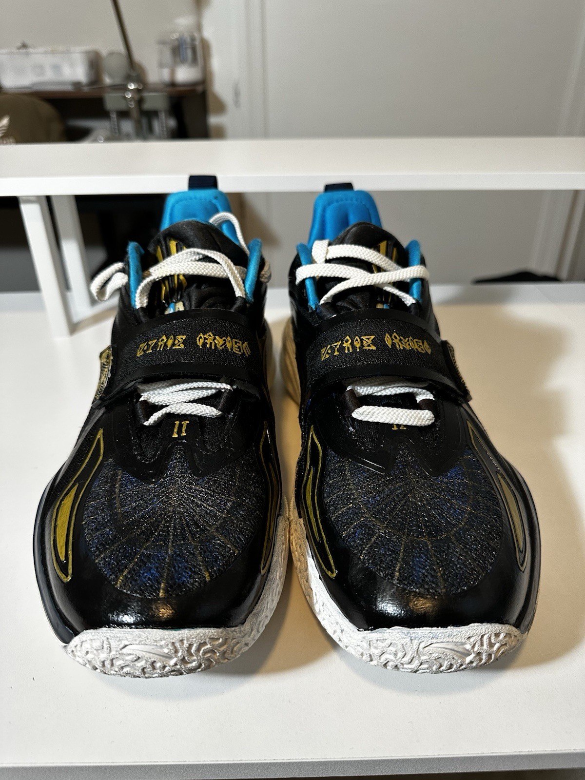 Anta Kai 1 Hook & Loop Strap Black/Blue/Gold