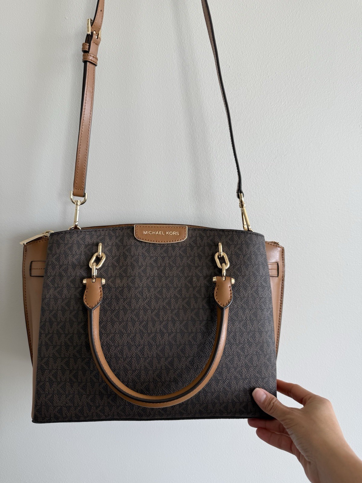 ✨Michael Kors Rochelle Satchel Bag Triple Compartment with Removable Strap