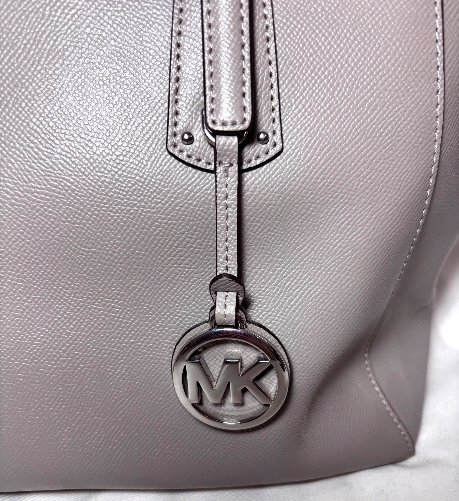 MICHAEL KORS LARGE XL DRAWSTRING ZIP TOTE LAPTOP MK GRAY LEATHE TRAVEL
